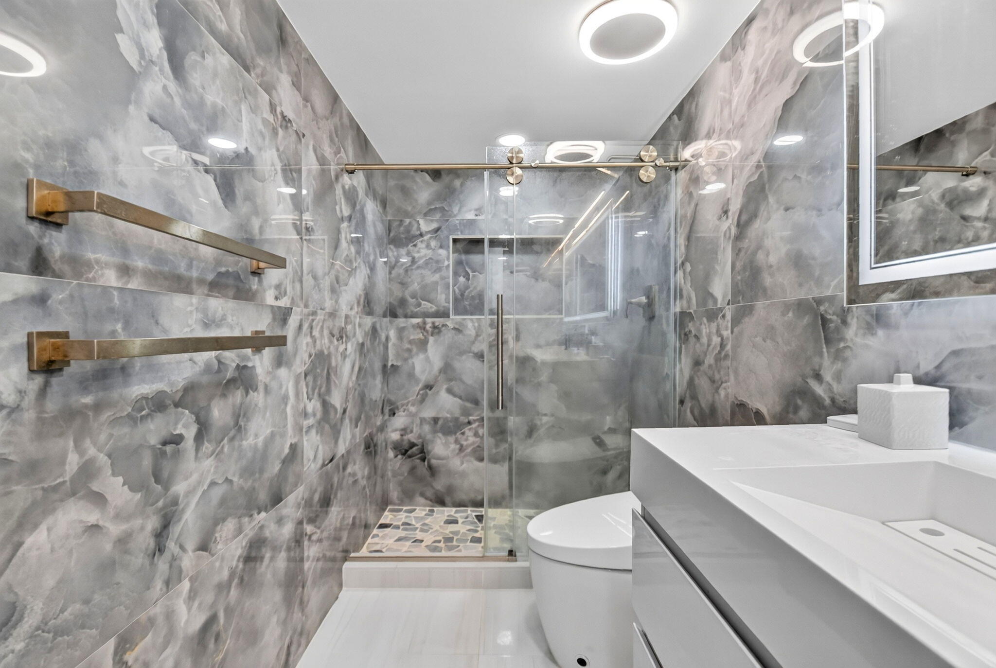 PALM BEACH HOUSE CONDO - Residential