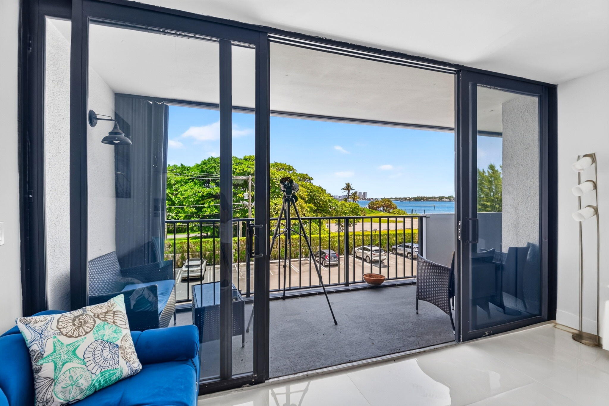 PALM BEACH HOUSE CONDO - Residential