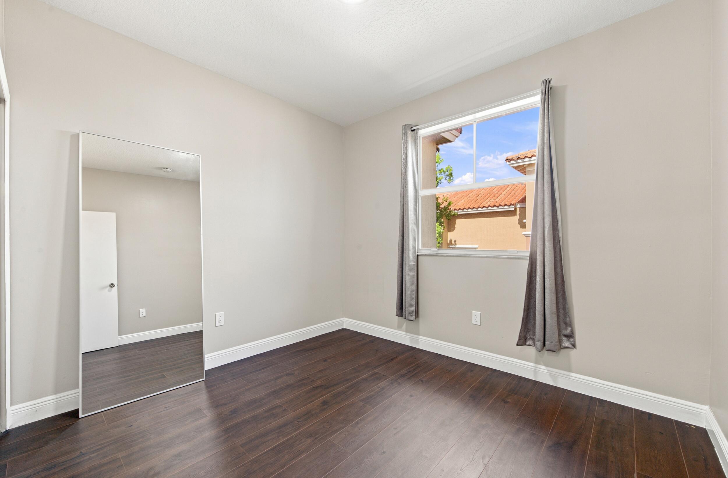 Hampton Isles Condo - Residential Lease