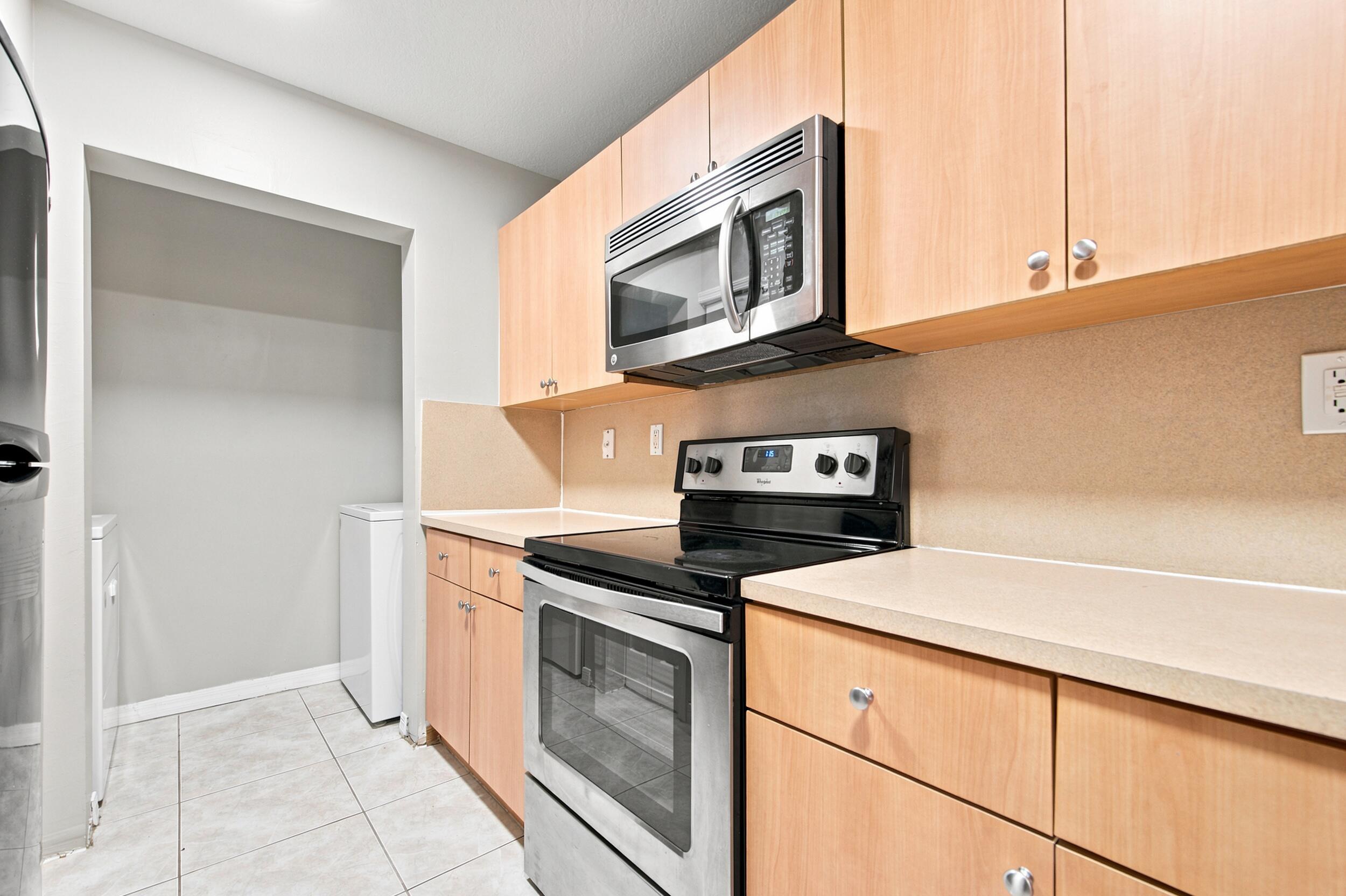 Hampton Isles Condo - Residential Lease
