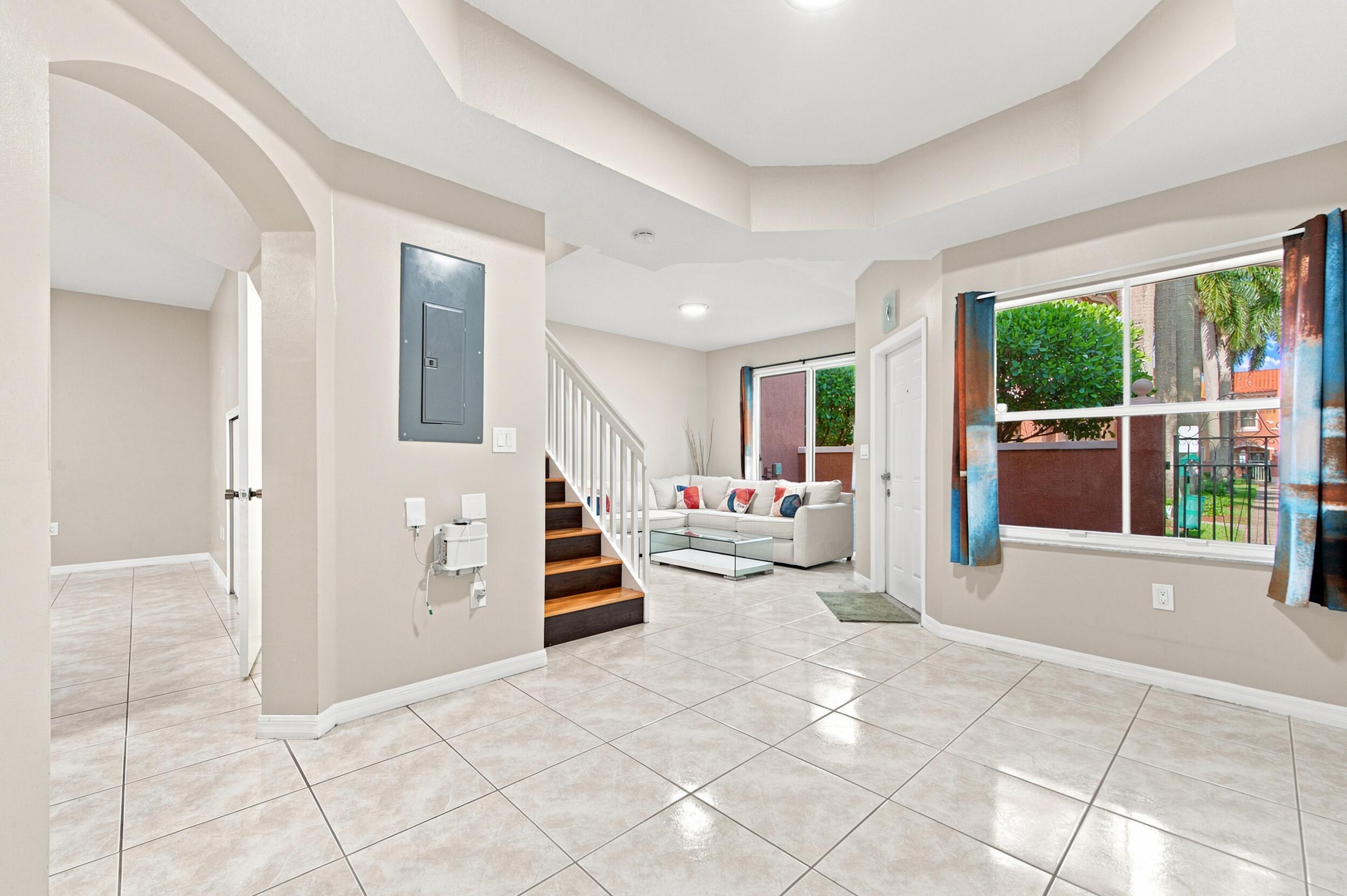 Hampton Isles Condo - Residential Lease