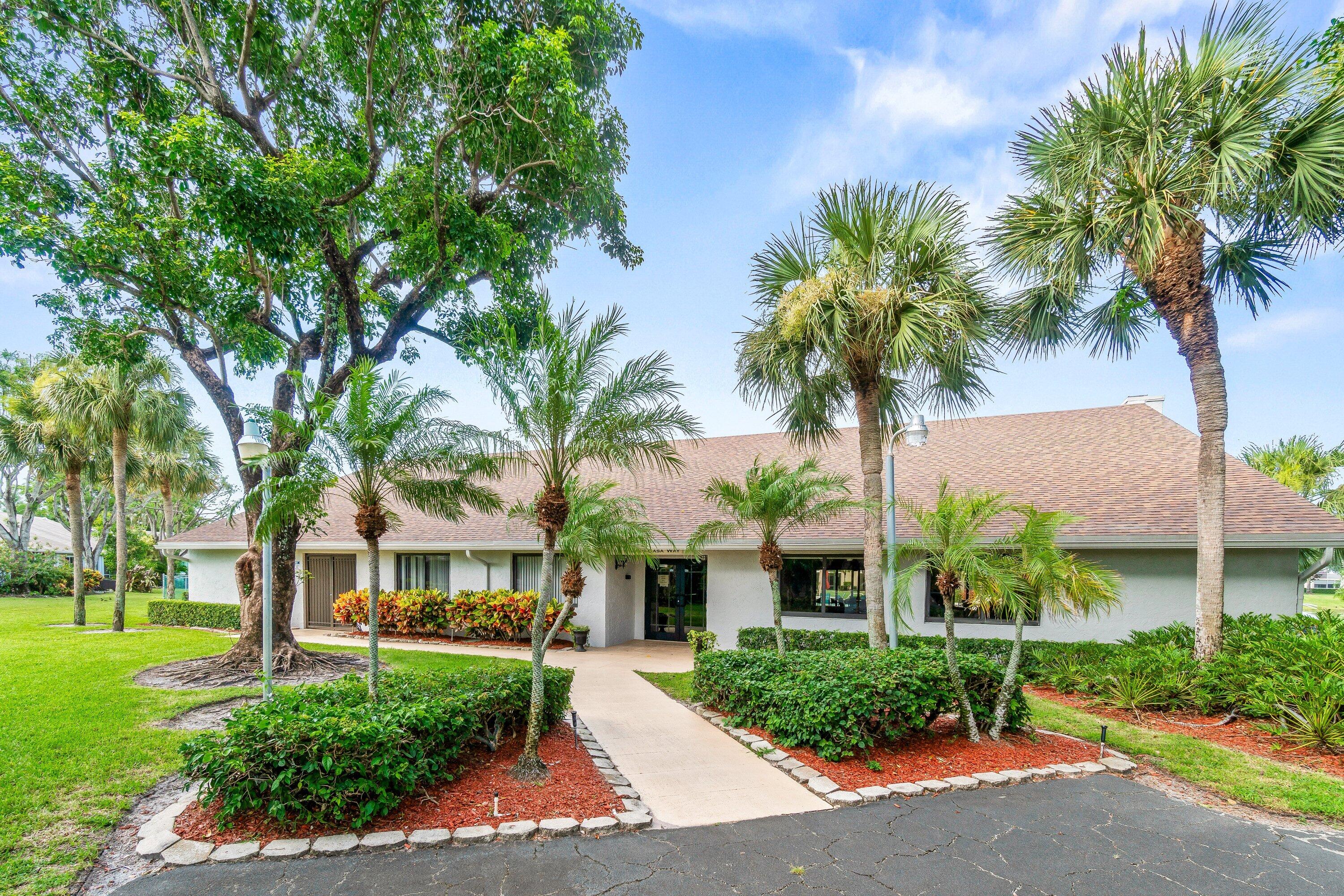LAGO DEL REY NORTH CONDO - Residential