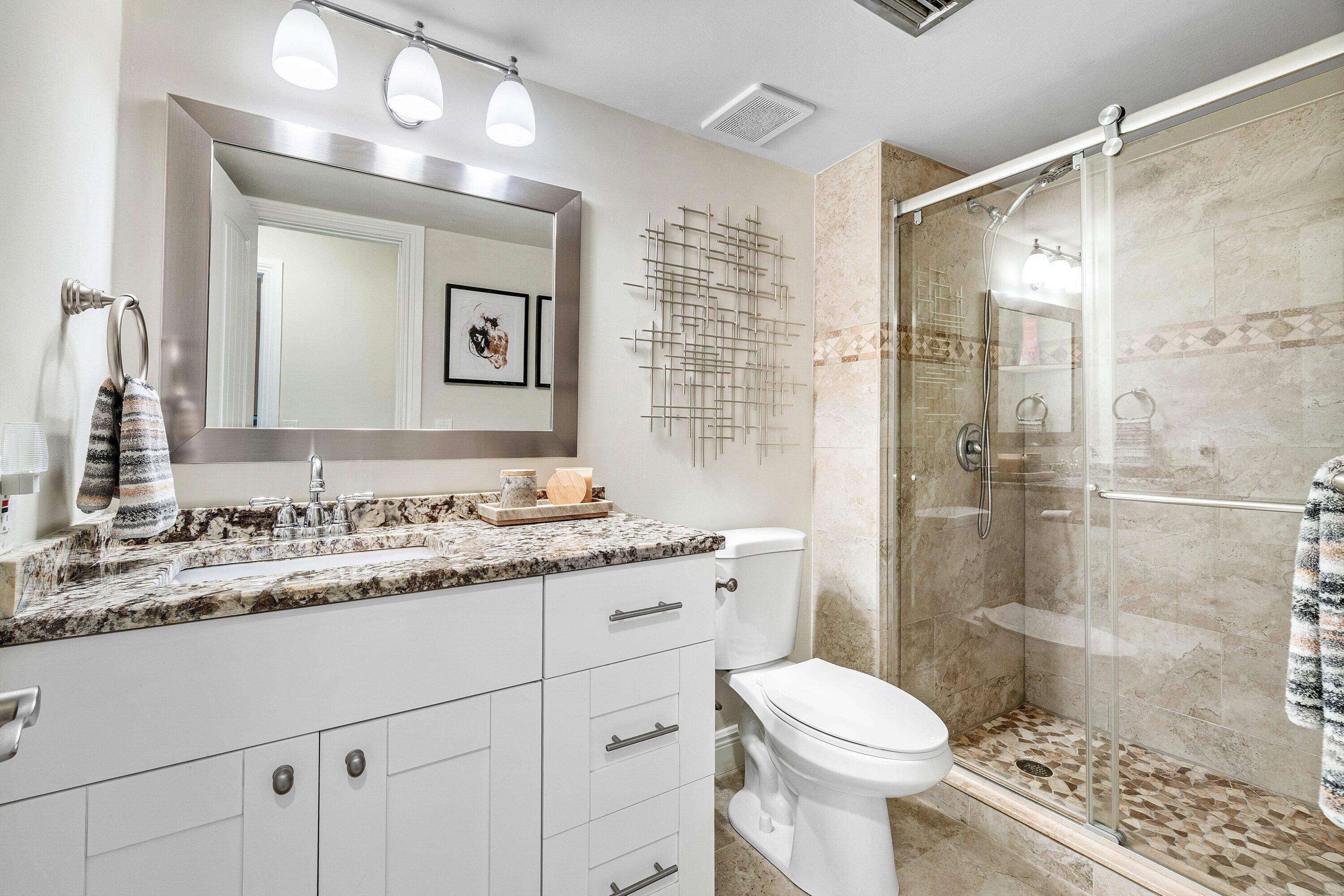 LAGO DEL REY NORTH CONDO - Residential
