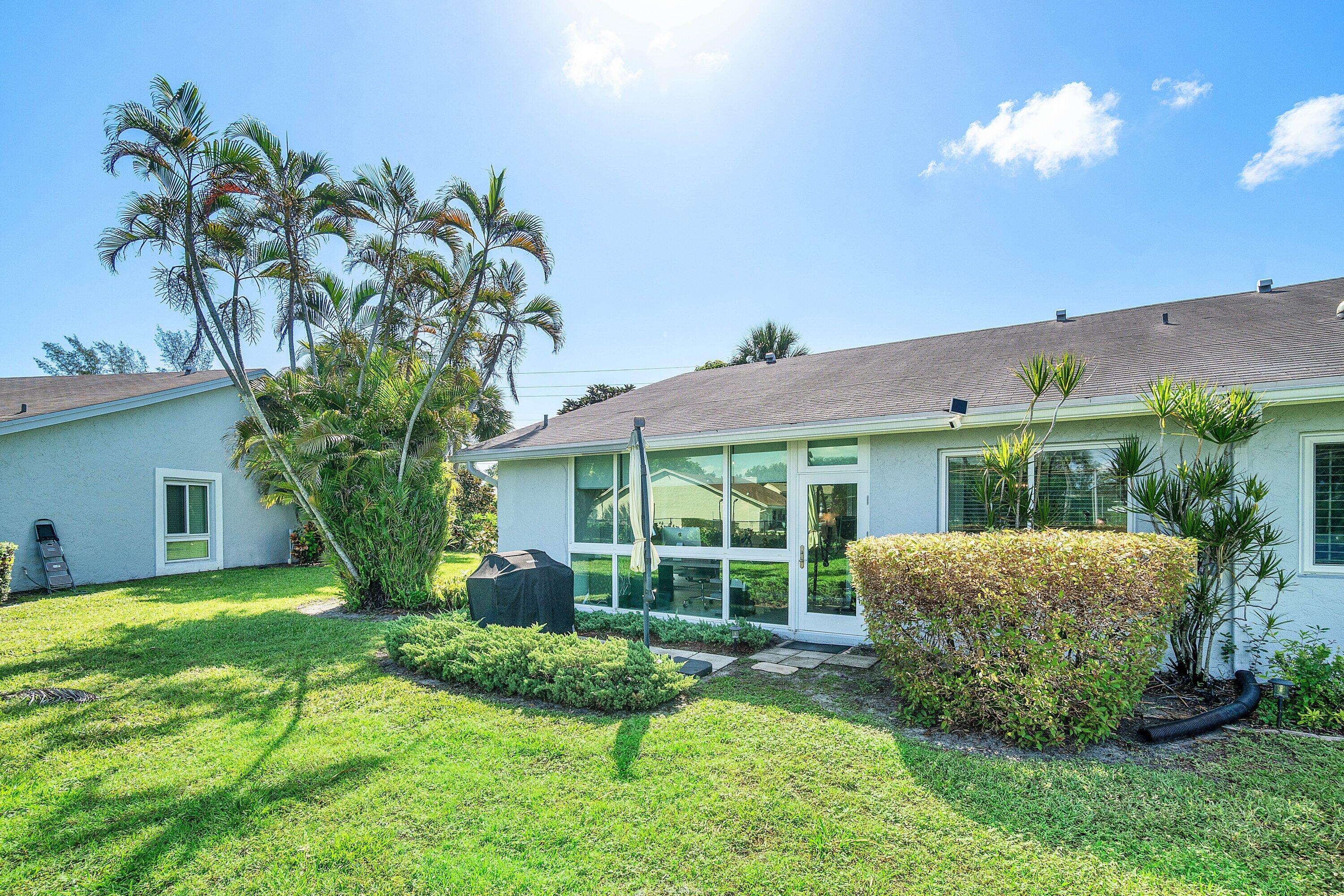 LAGO DEL REY NORTH CONDO - Residential