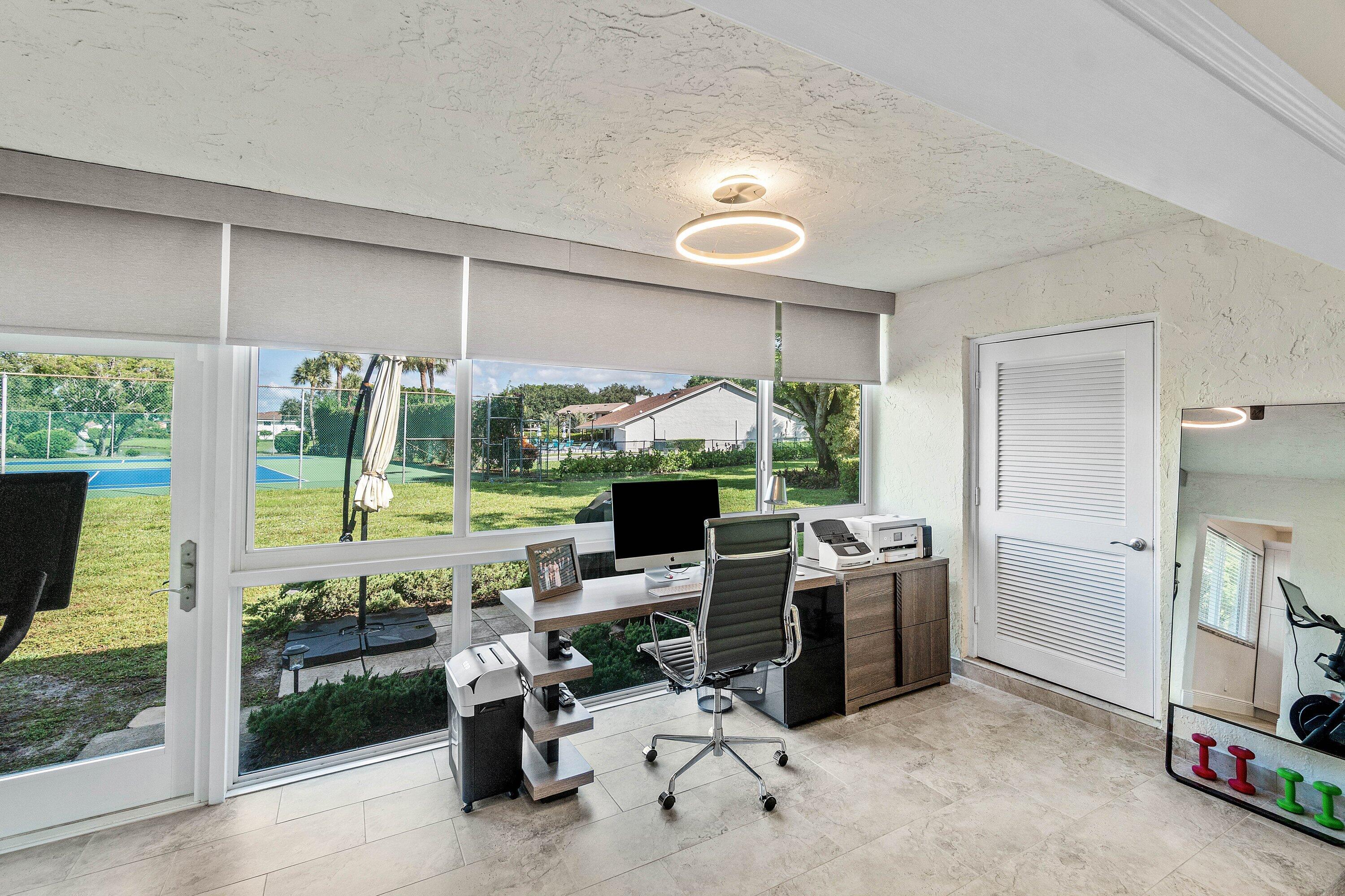 LAGO DEL REY NORTH CONDO - Residential