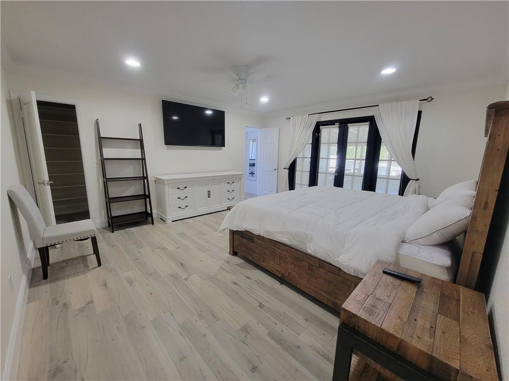 FLAMINGO GARDENS-LIVE OAK SEC - Residential Lease