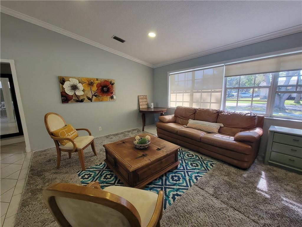 FLAMINGO GARDENS-LIVE OAK SEC - Residential Lease