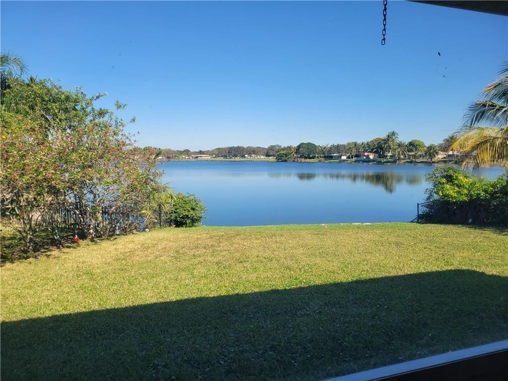 FLAMINGO GARDENS-LIVE OAK SEC - Residential Lease