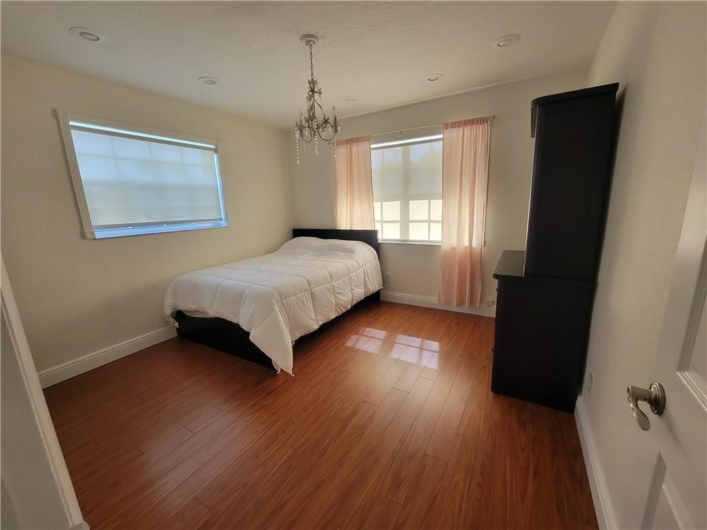 FLAMINGO GARDENS-LIVE OAK SEC - Residential Lease