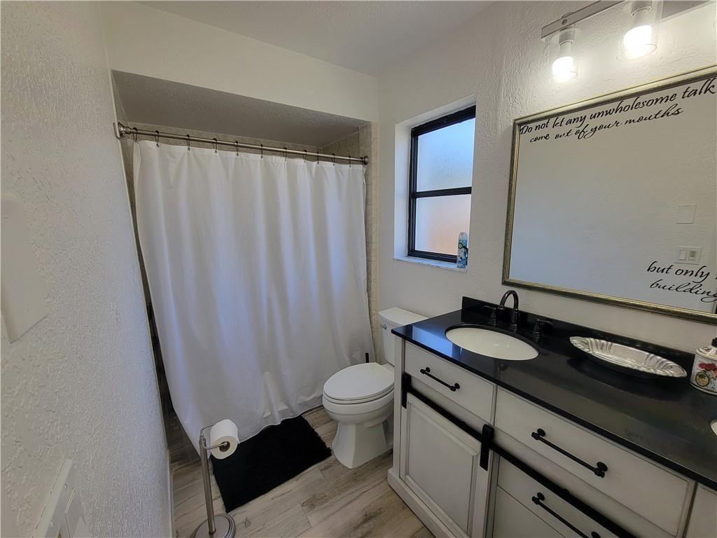 FLAMINGO GARDENS-LIVE OAK SEC - Residential Lease