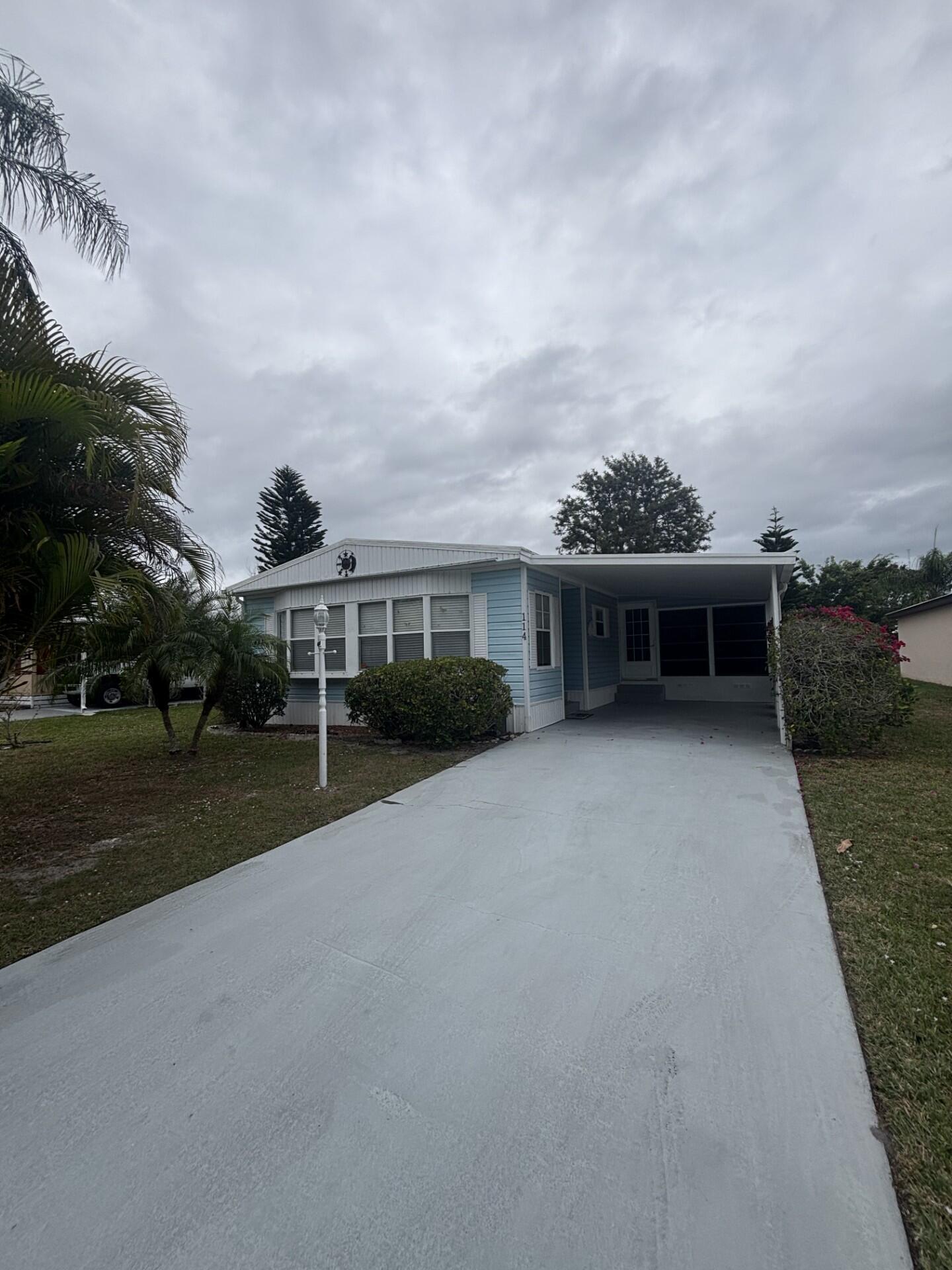 Spanish Lakes Riverfront - Residential