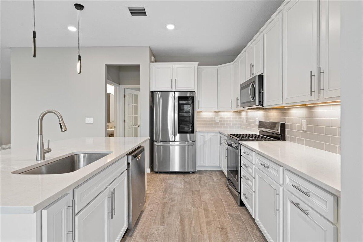 PULTE AT TRADITION PHASE 1 - Residential Lease