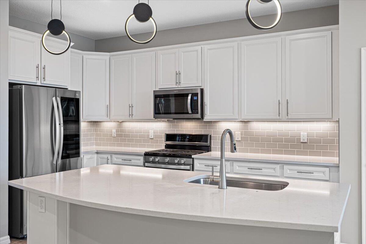PULTE AT TRADITION PHASE 1 - Residential Lease