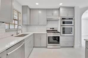 SAWGRASS PRESERVE - Residential Lease