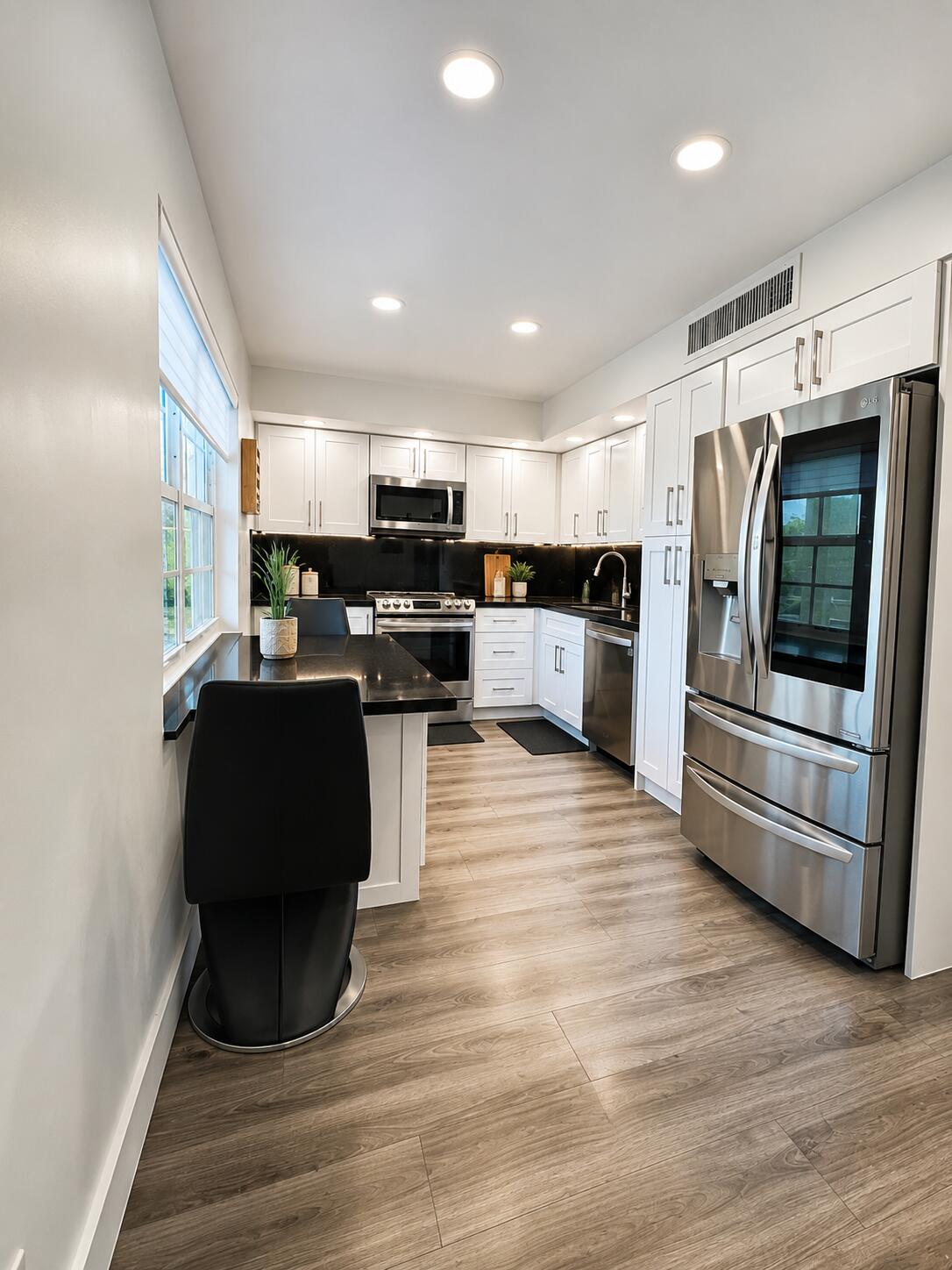 NO 77 PALM-AIRE COUNTRY CLUB - Residential
