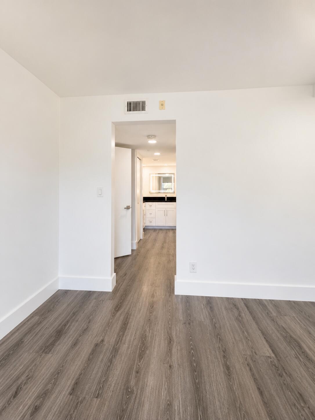 NO 77 PALM-AIRE COUNTRY CLUB - Residential