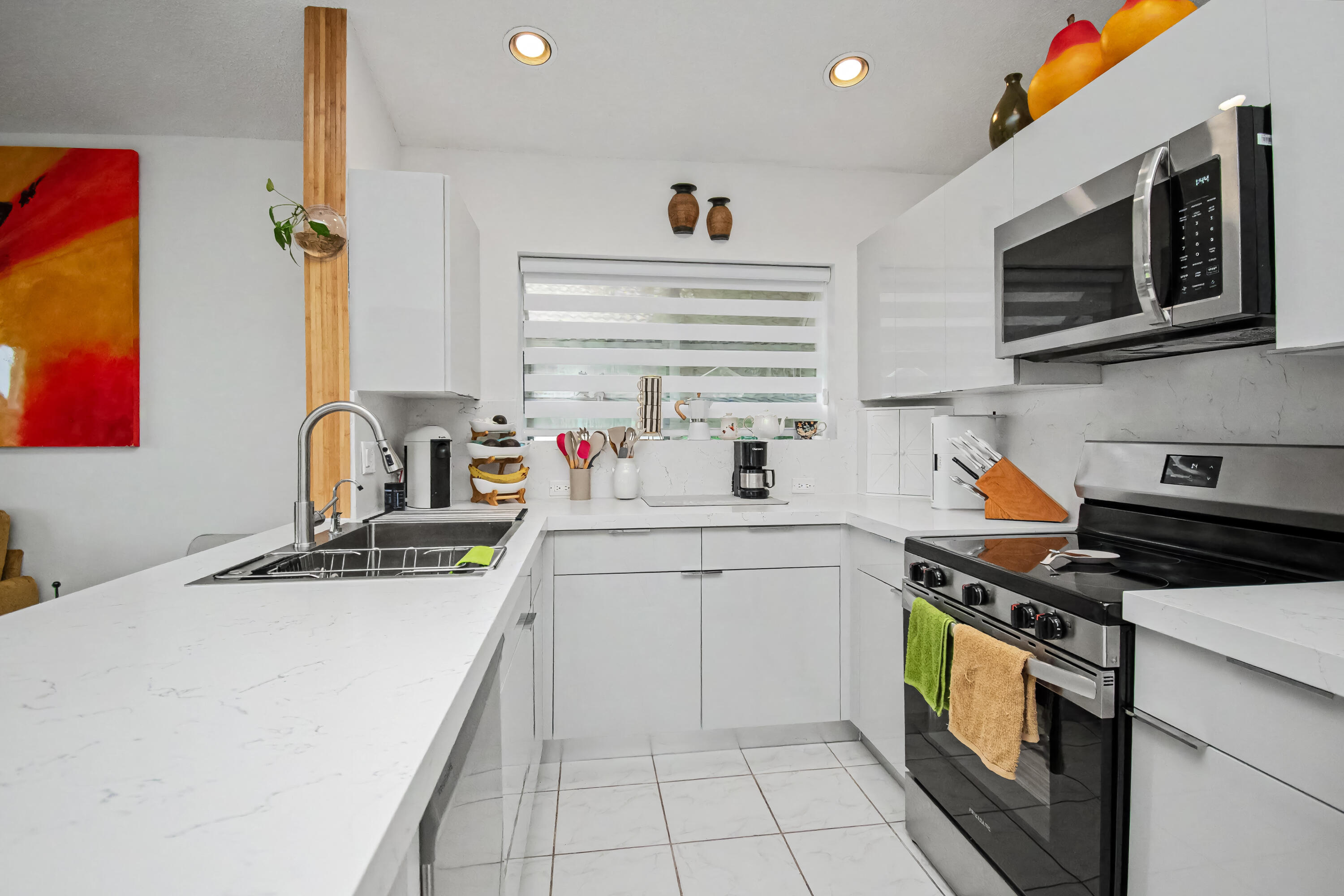 SWEETWATER SEC 4 - Residential