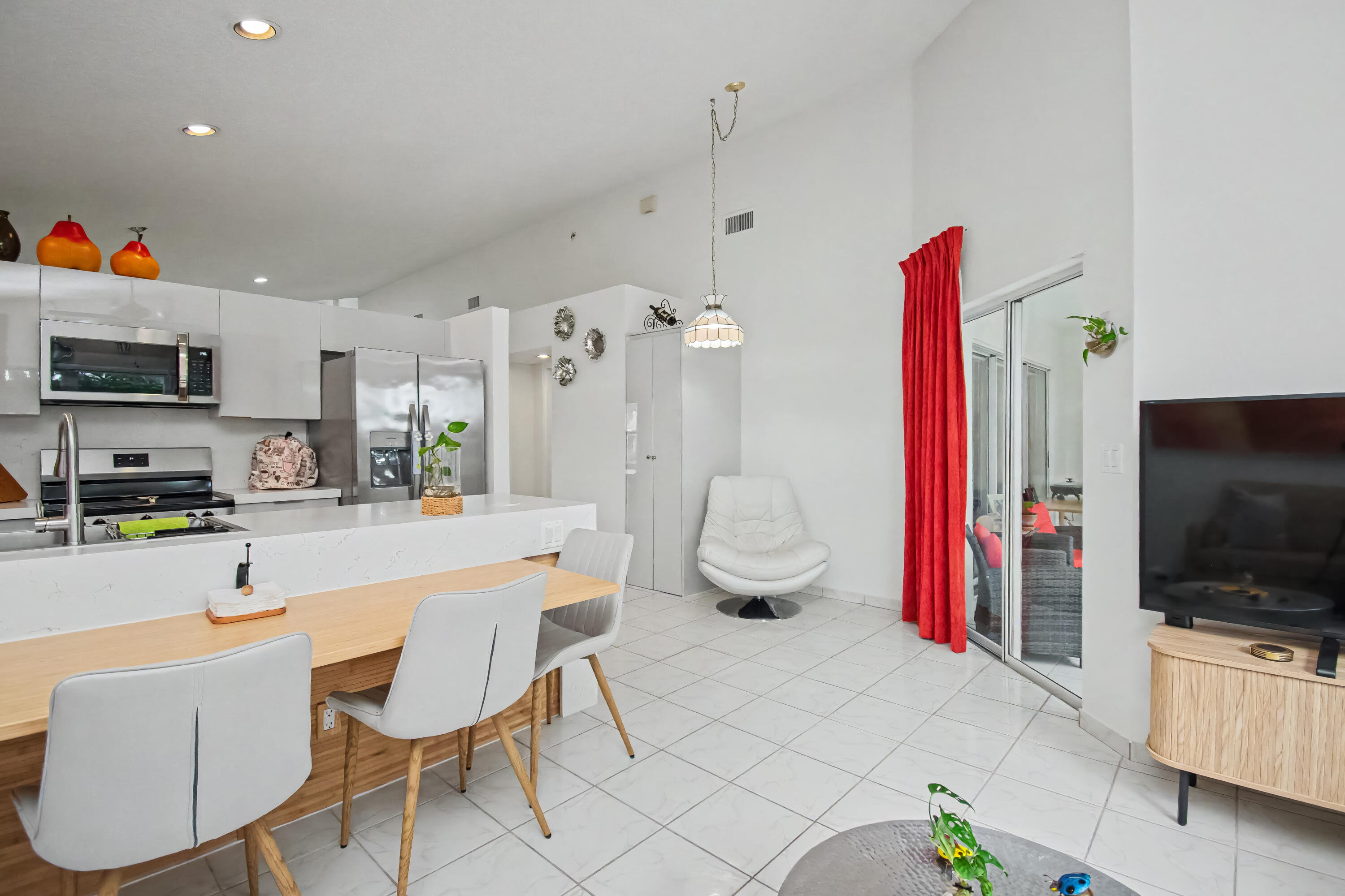 SWEETWATER SEC 4 - Residential