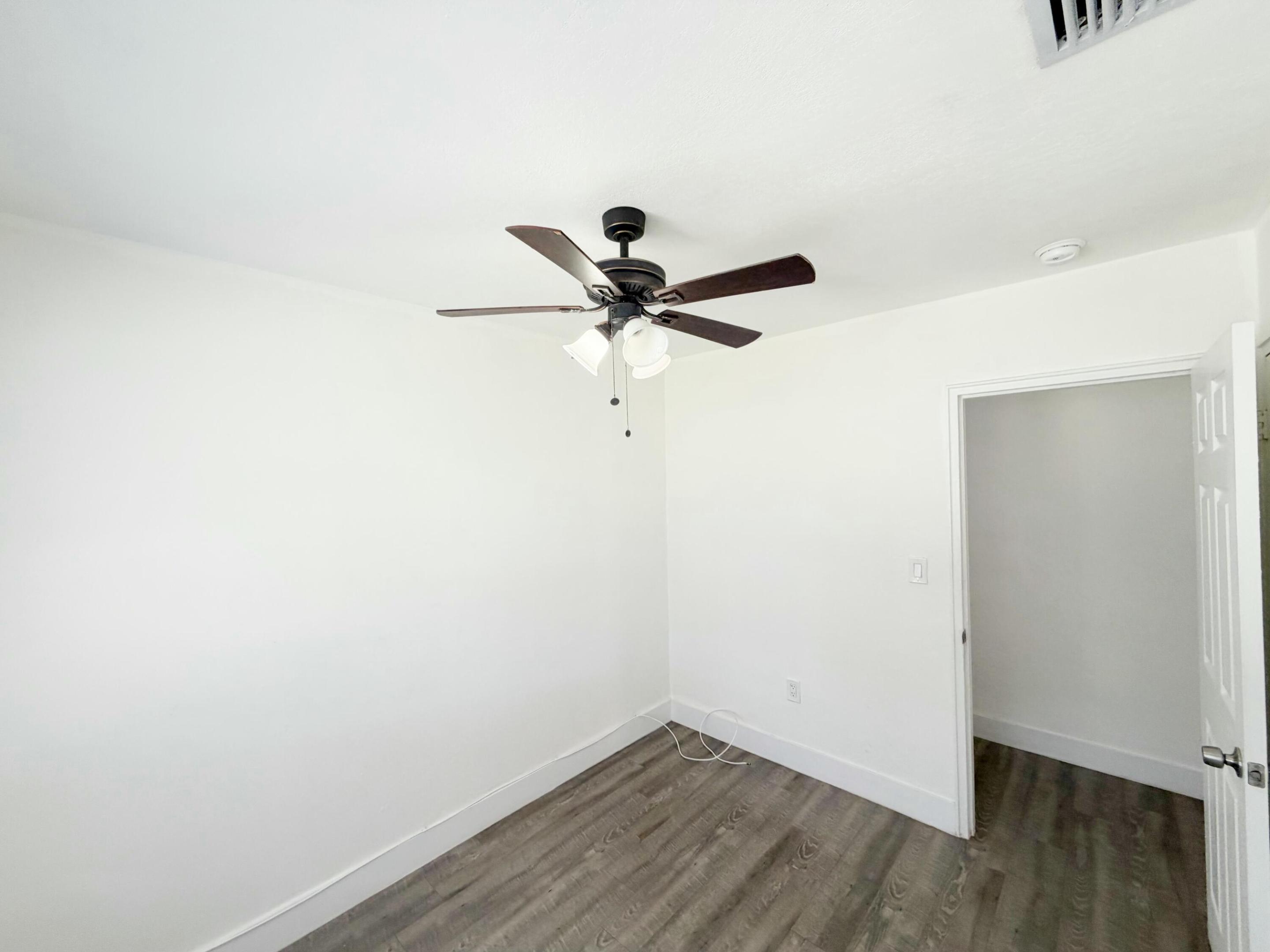 TAYLOR MANOR - Residential Lease