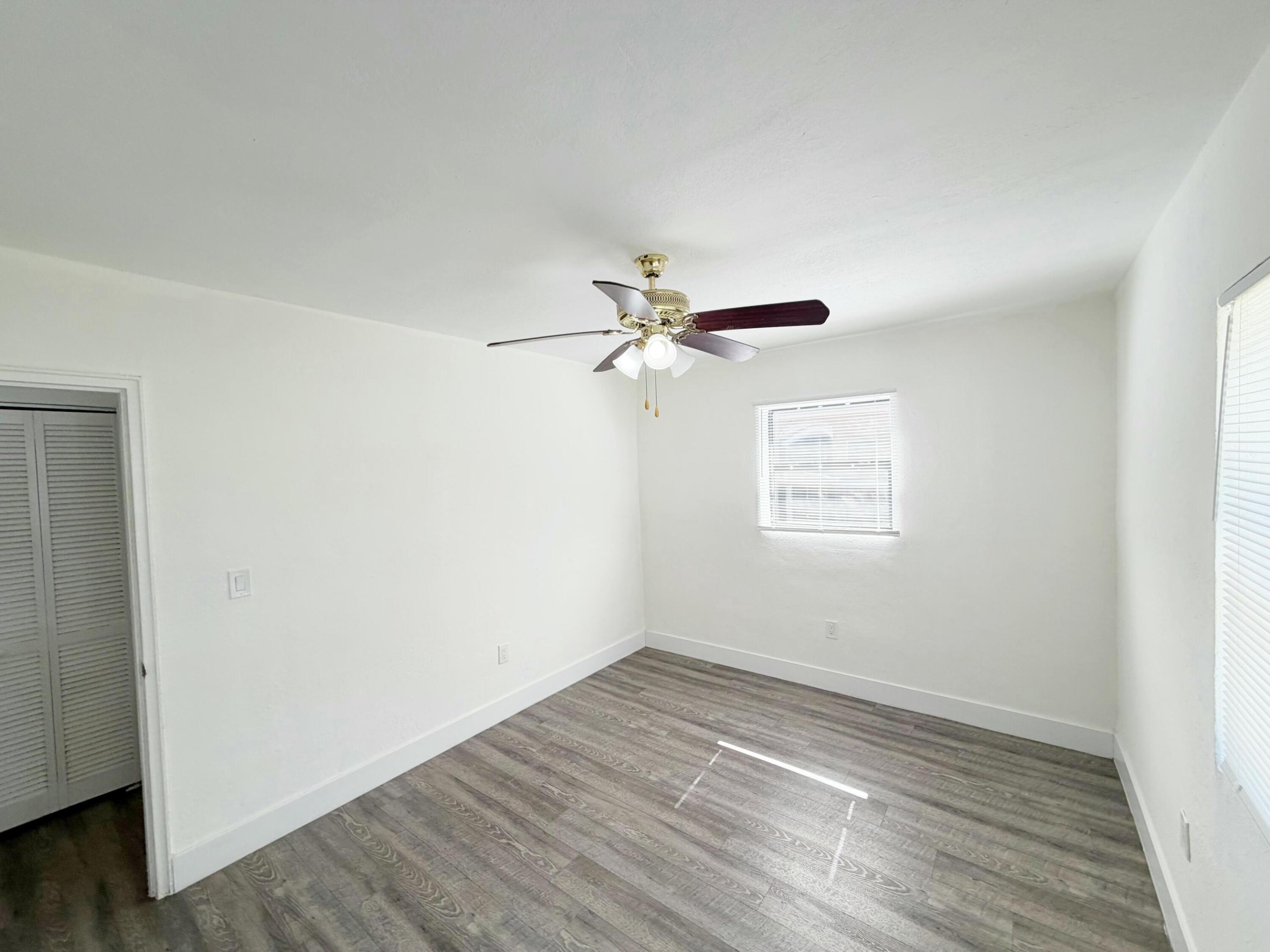 TAYLOR MANOR - Residential Lease