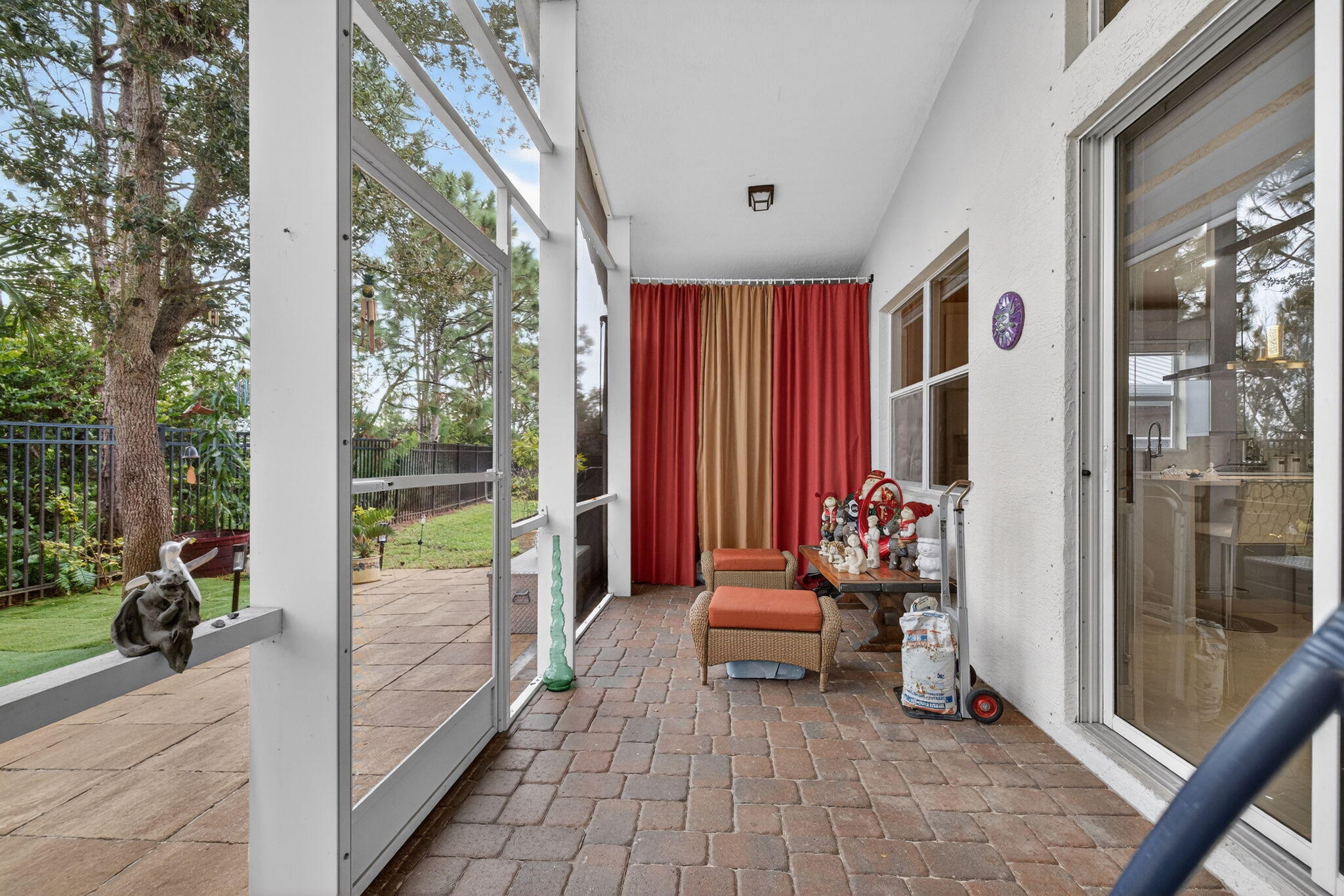 SECOND REPLAT OF PORTOFINO ISLES - Residential