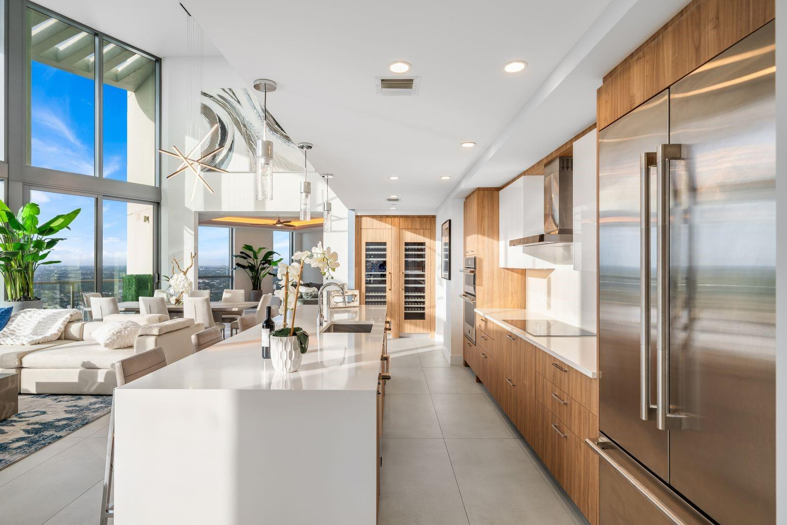 100 Las Olas Condo - Residential