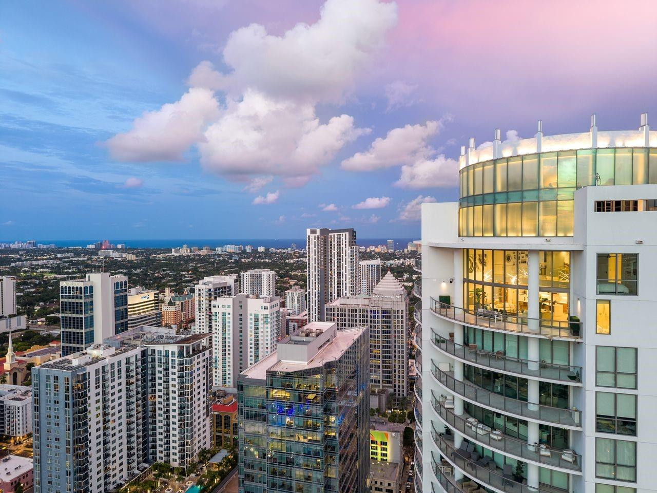 100 Las Olas Condo - Residential