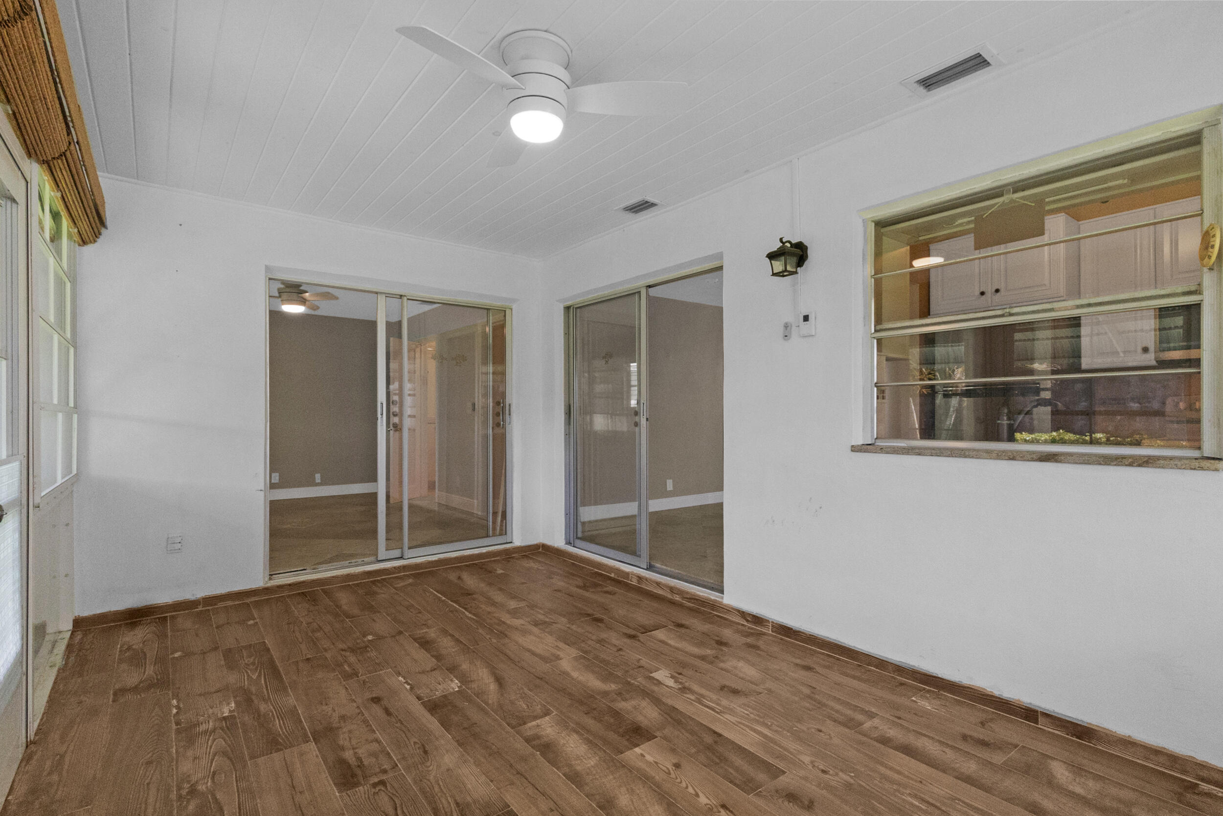 LEISUREVILLE FIRST SEC - Residential