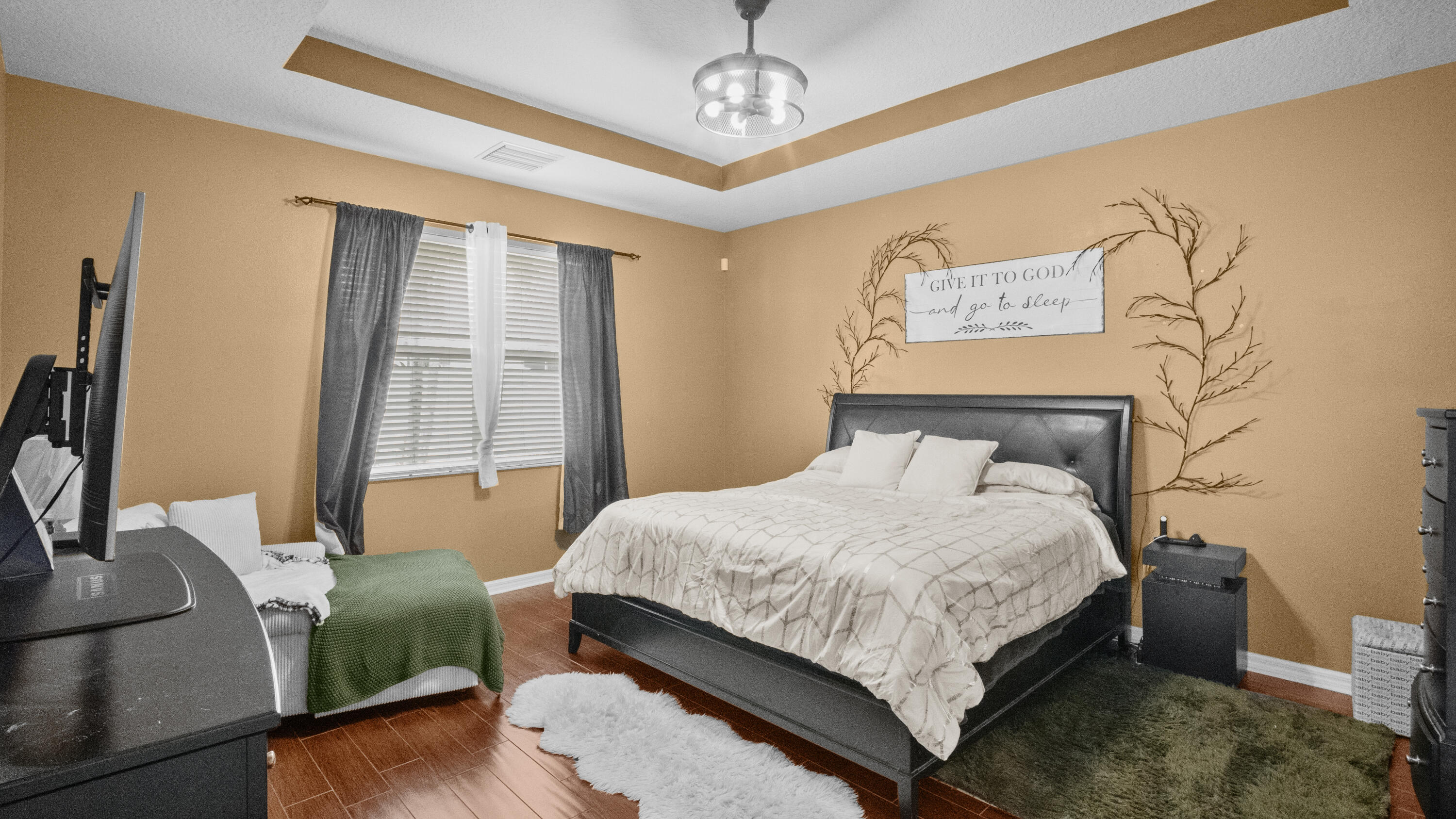LAKEFOREST POINTE - Residential Lease