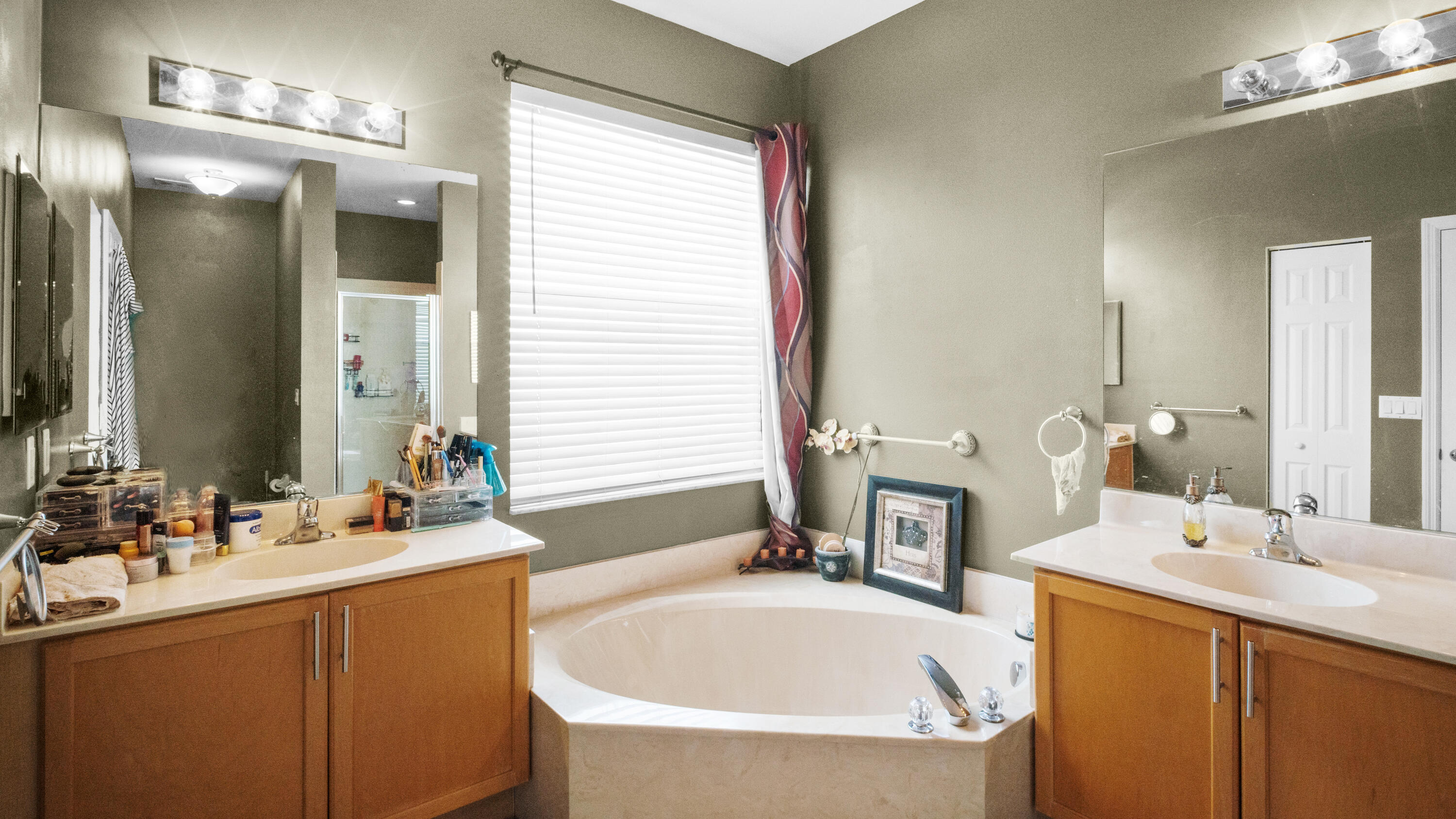 LAKEFOREST POINTE - Residential Lease