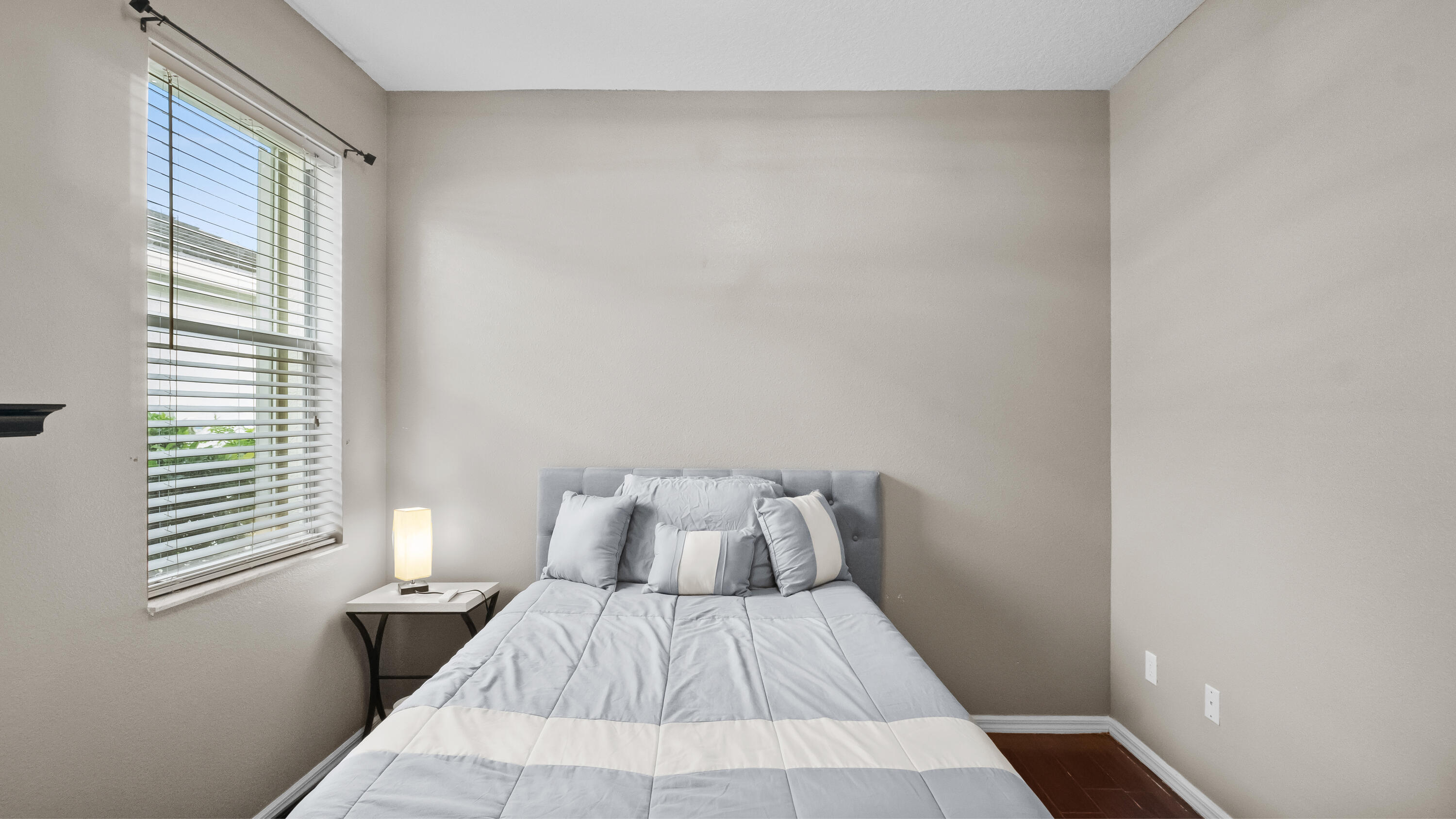 LAKEFOREST POINTE - Residential Lease
