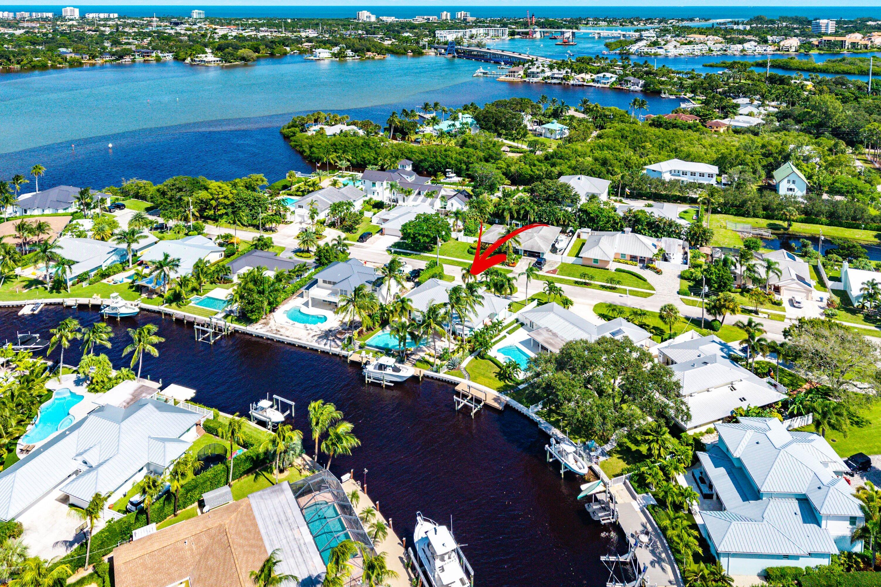 RIO VISTA OF ISLAND SHORES - Residential