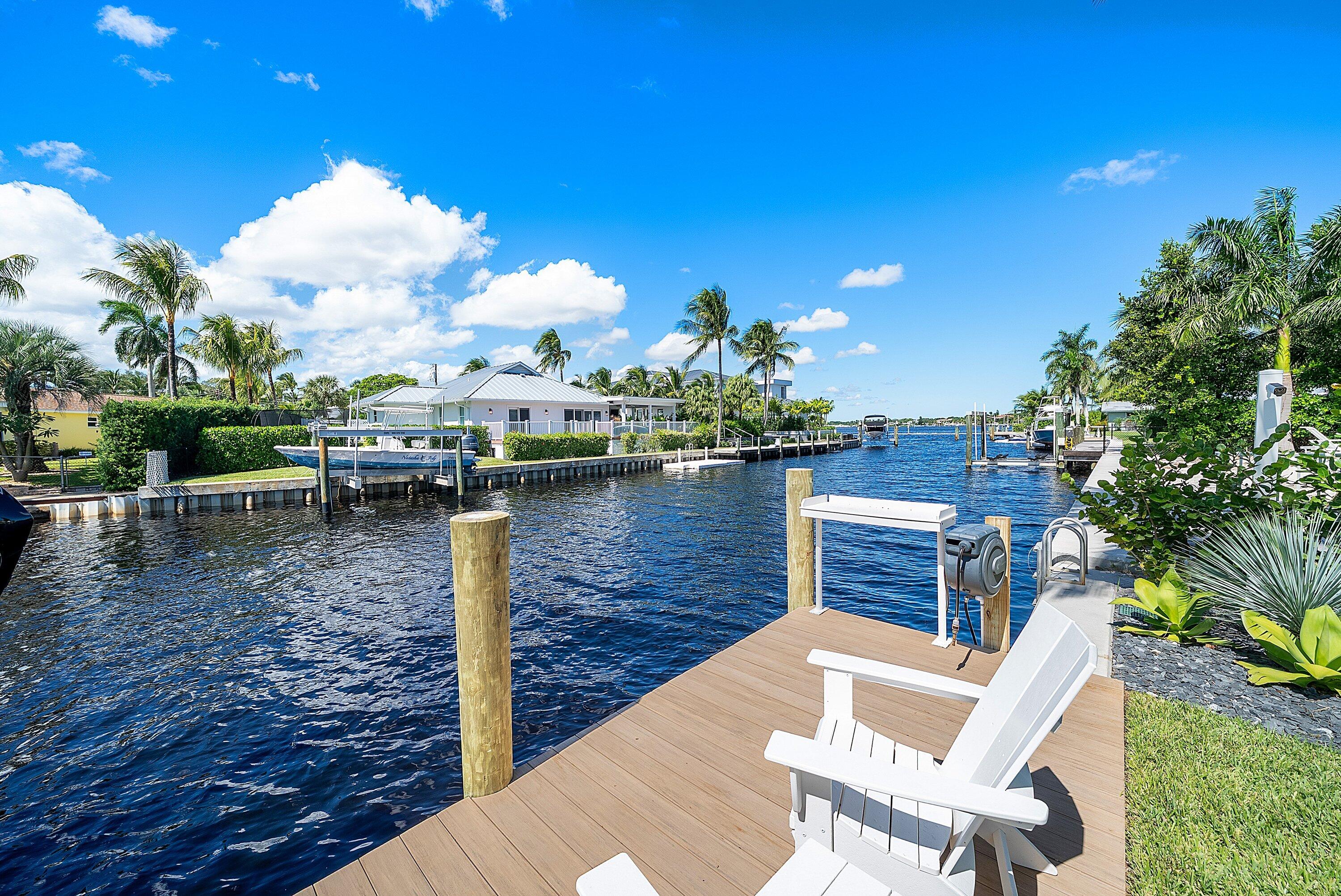 RIO VISTA OF ISLAND SHORES - Residential