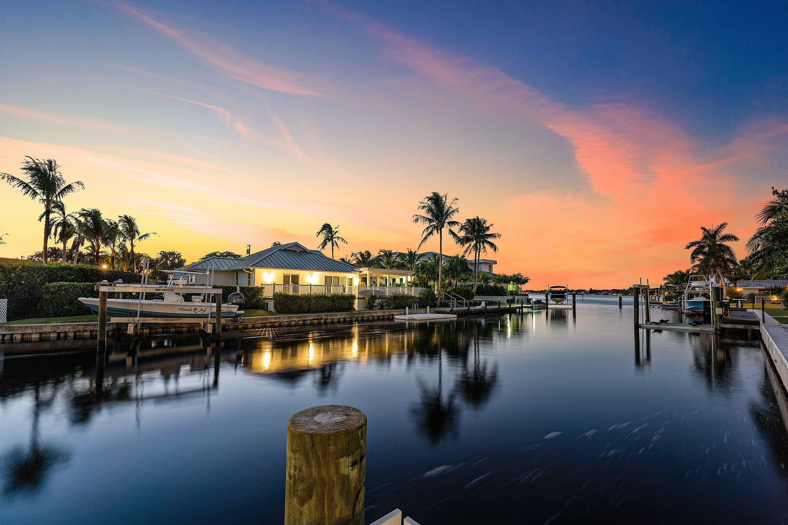 RIO VISTA OF ISLAND SHORES - Residential