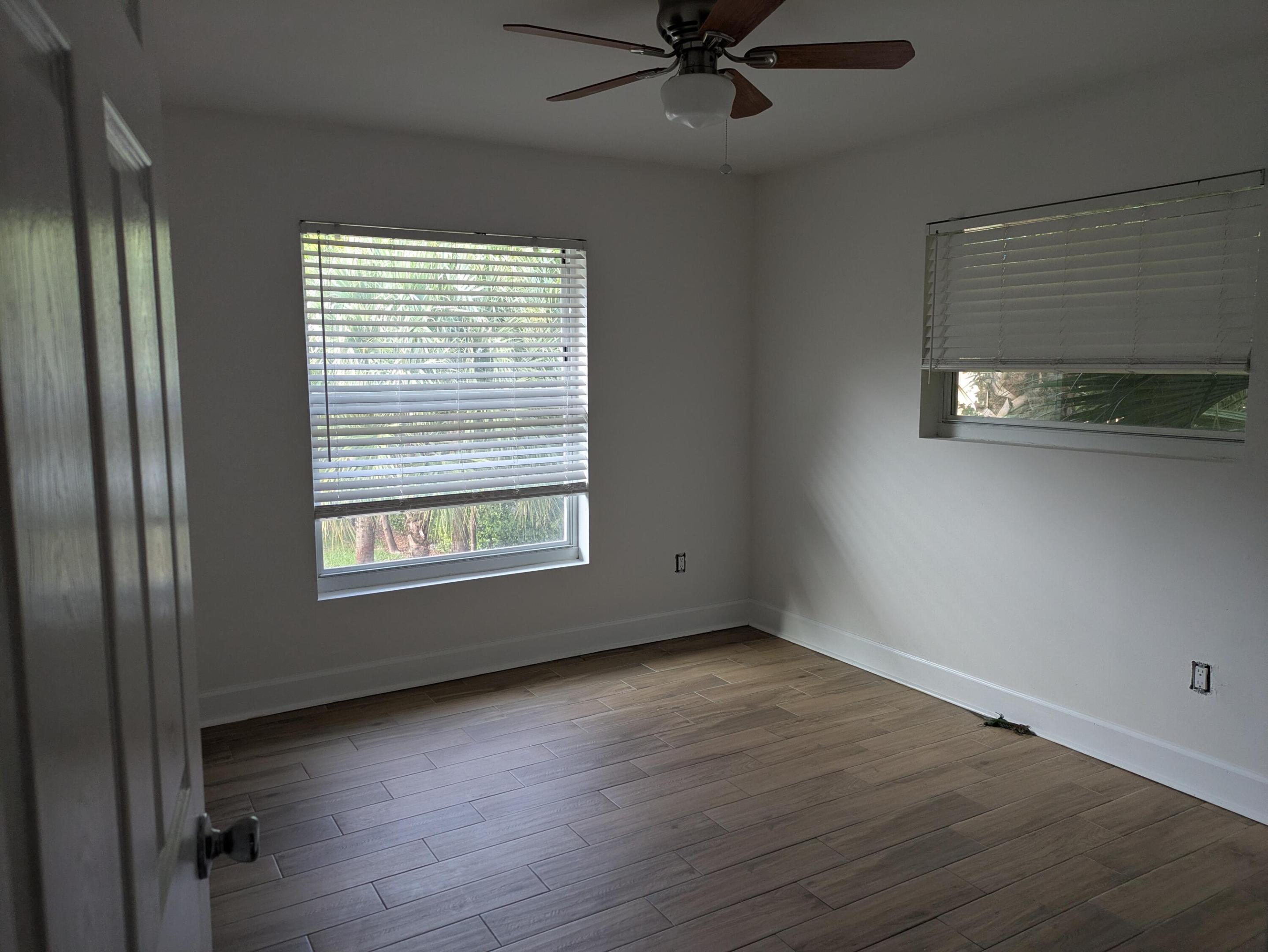 CORAL SPRINGS VILLAGE GREEN - Residential Lease