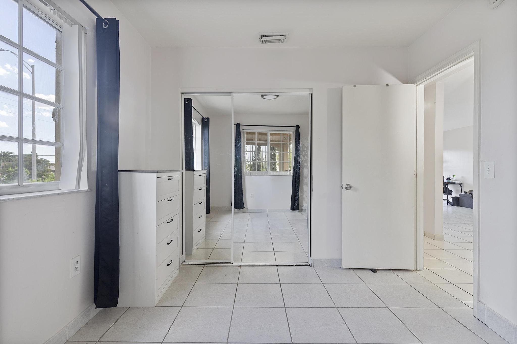 EAST VISTA CONDO - Residential