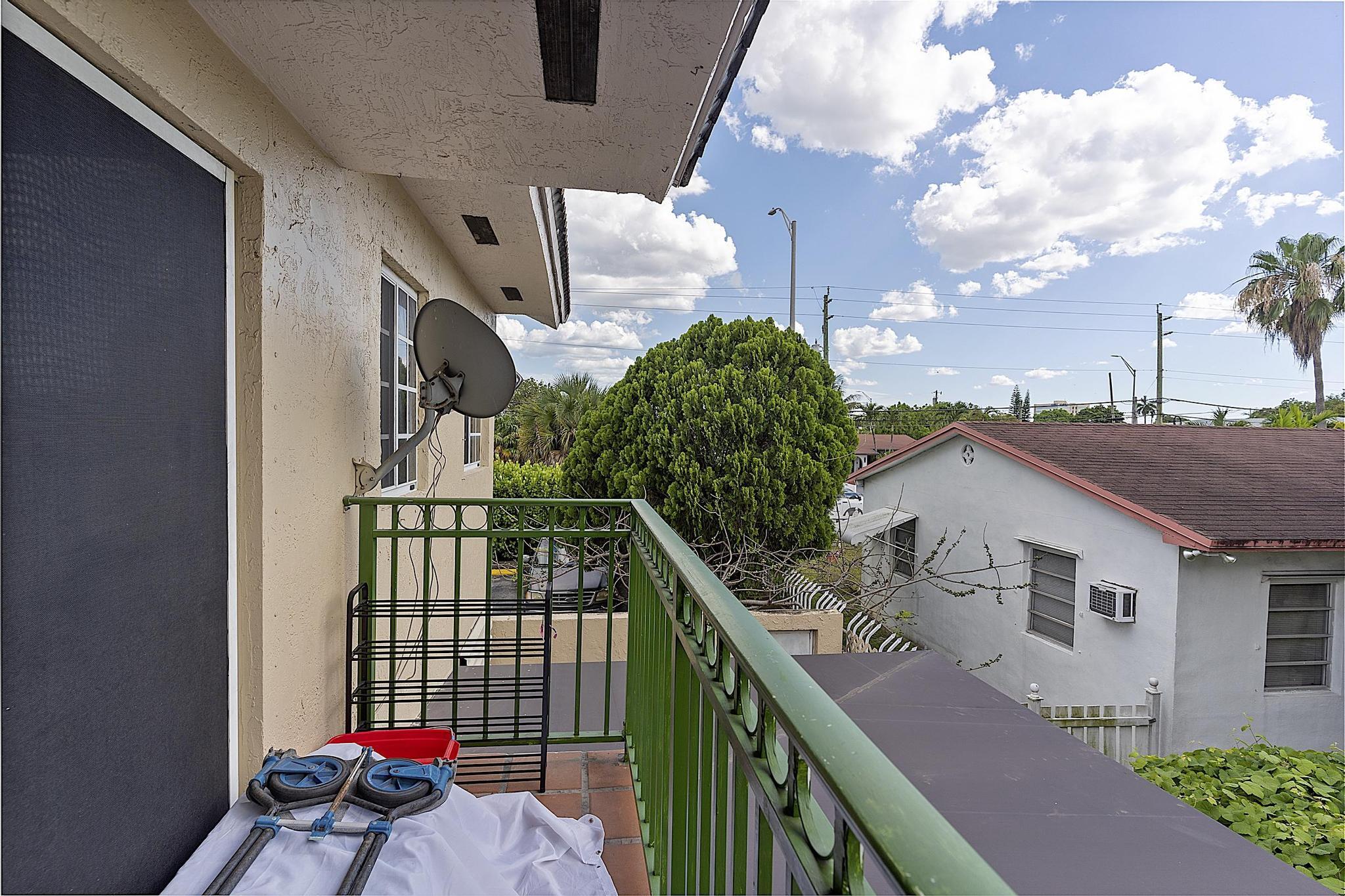 EAST VISTA CONDO - Residential