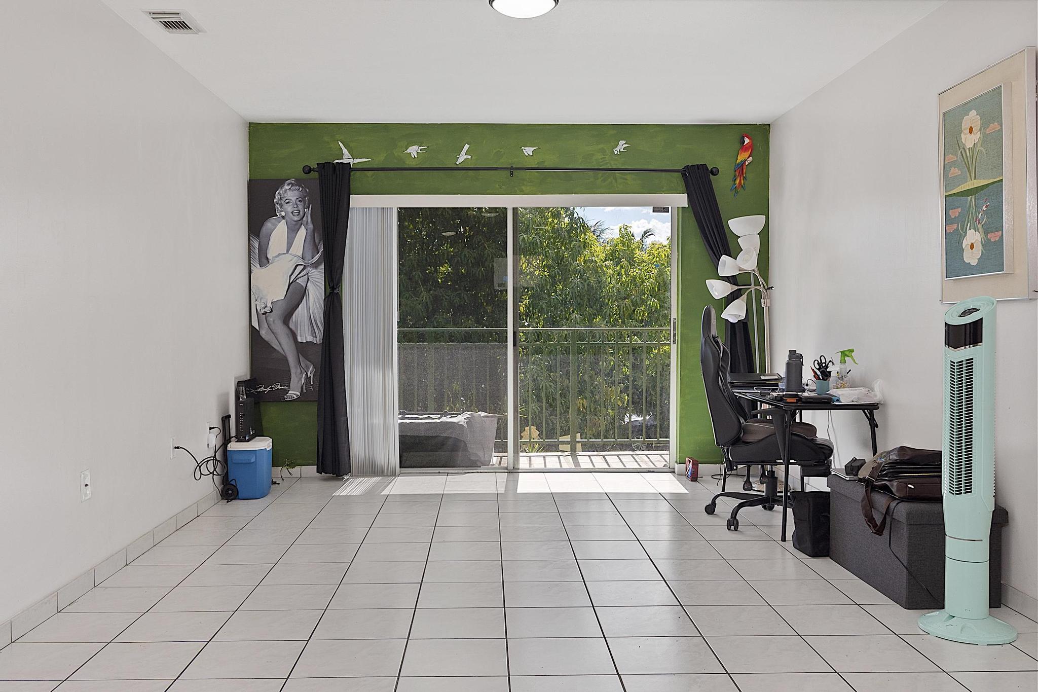 EAST VISTA CONDO - Residential