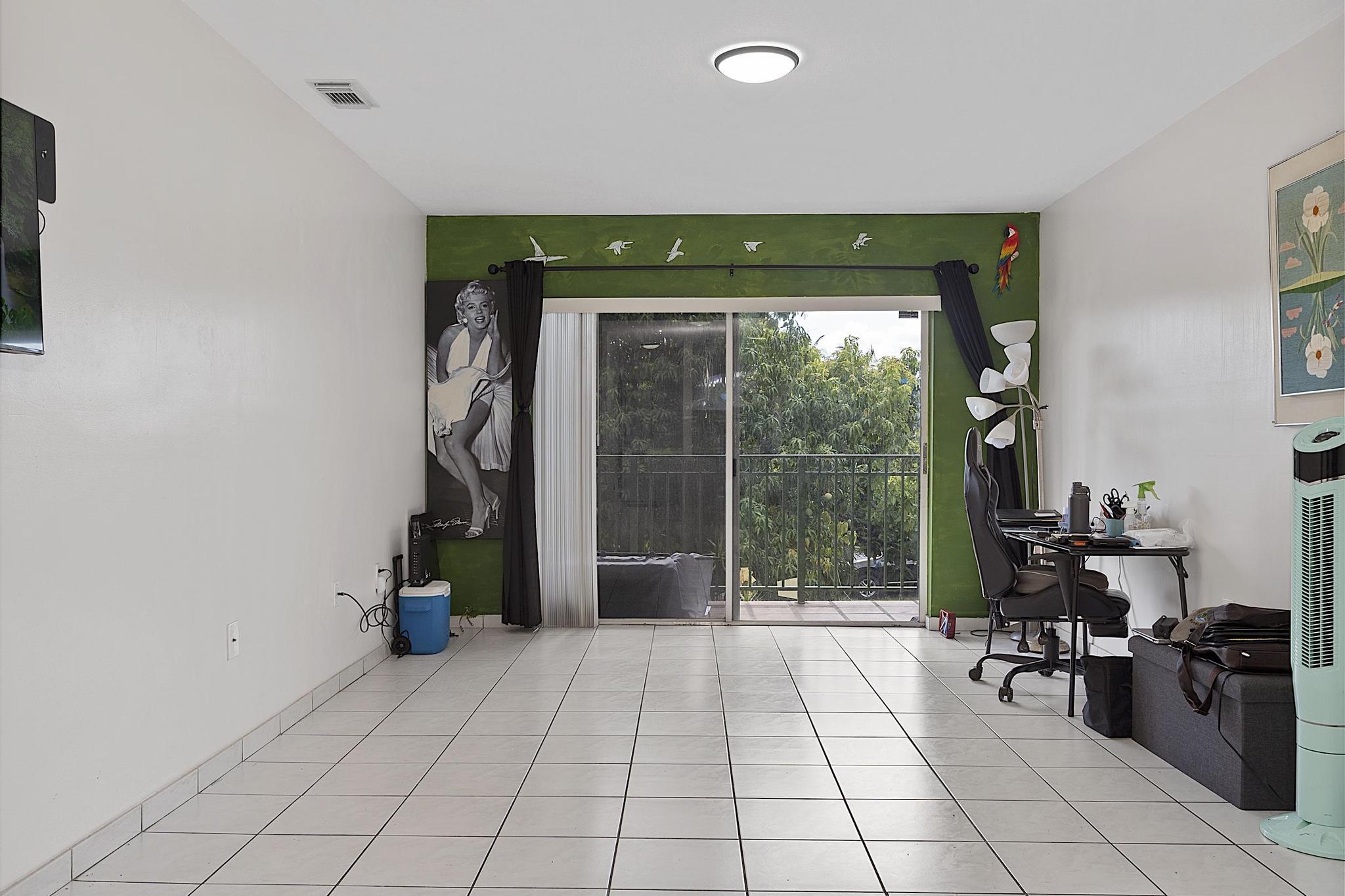EAST VISTA CONDO - Residential