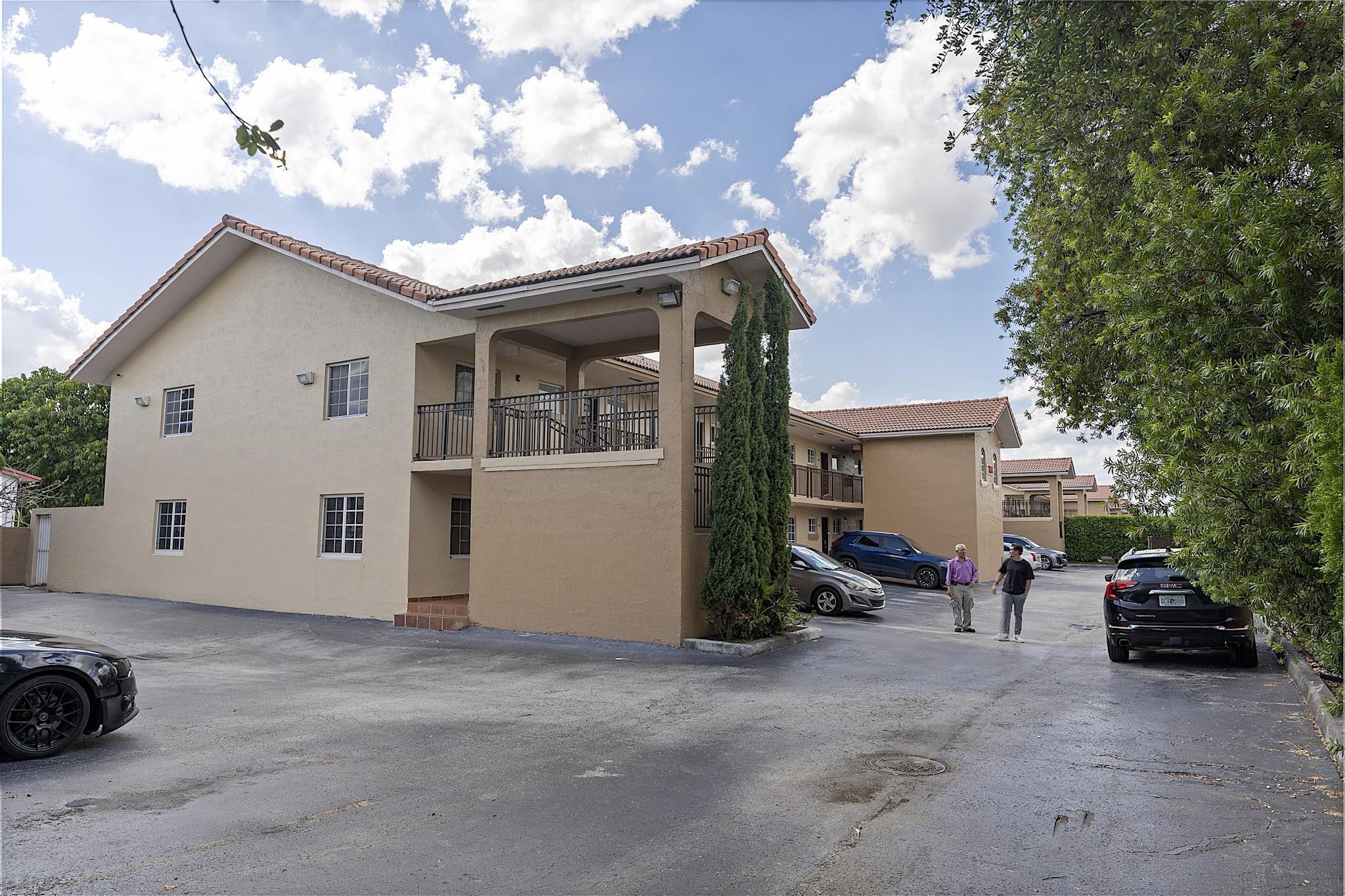 EAST VISTA CONDO - Residential
