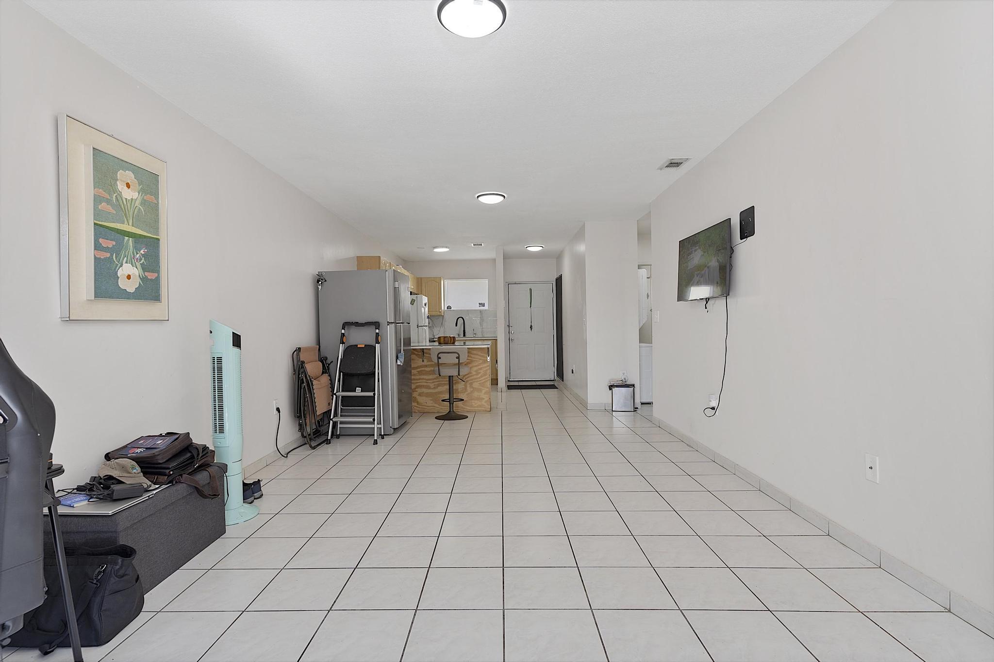 EAST VISTA CONDO - Residential