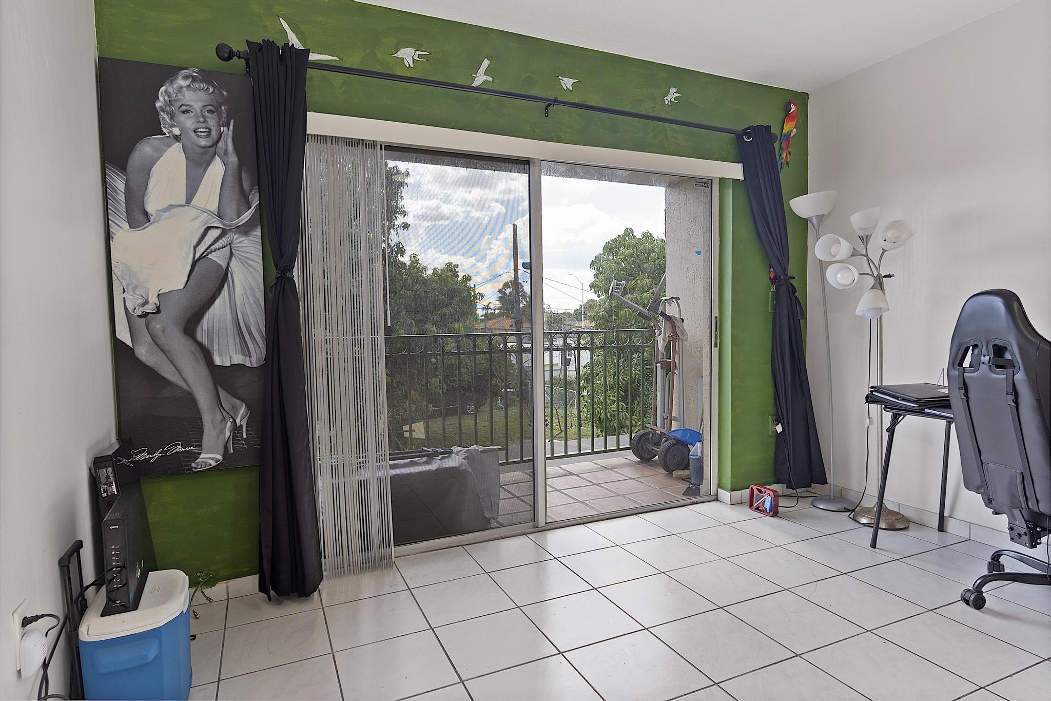 EAST VISTA CONDO - Residential