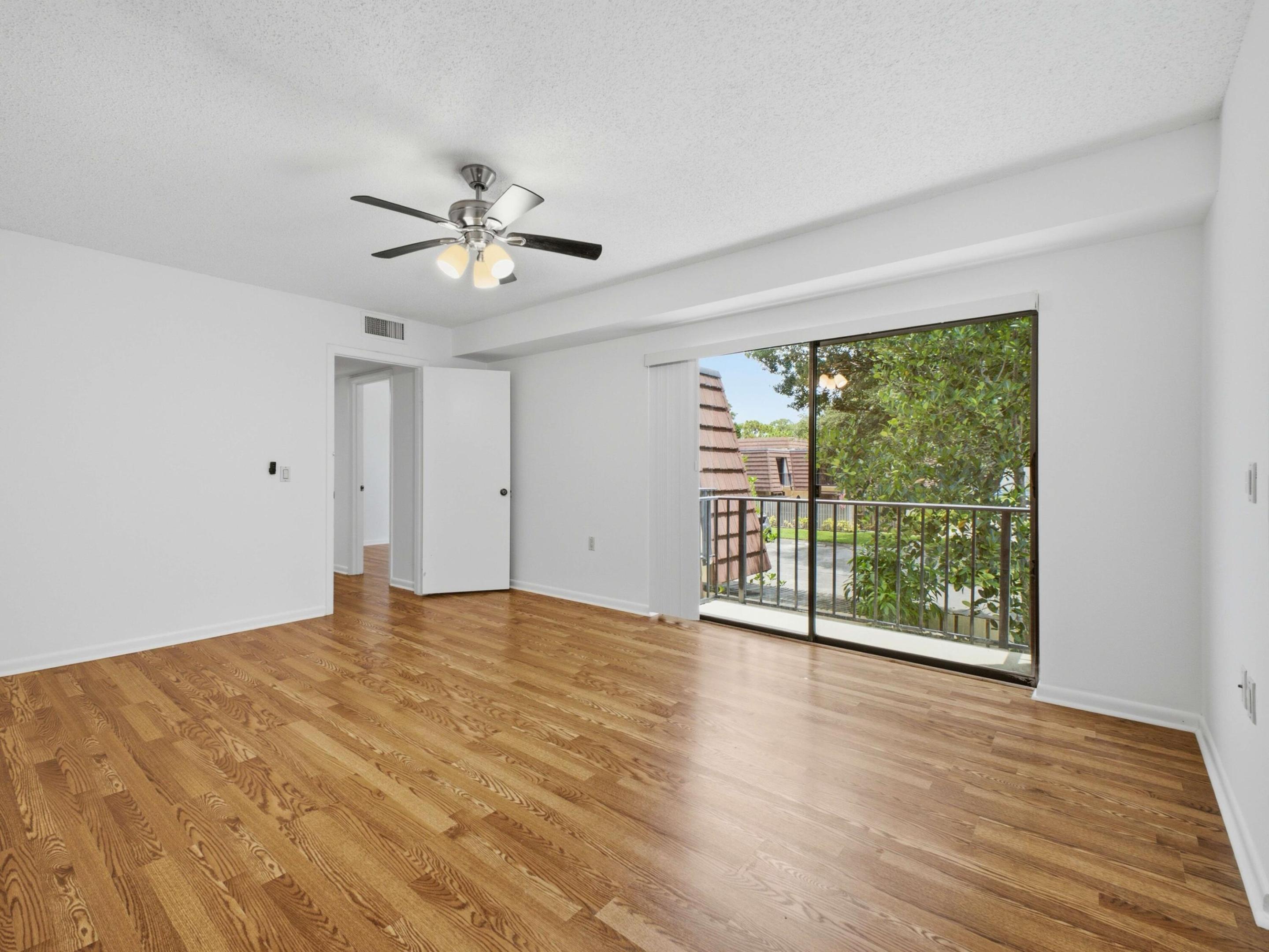GARDEN LAKES AND GARDEN SQUARE SHOPS - Residential