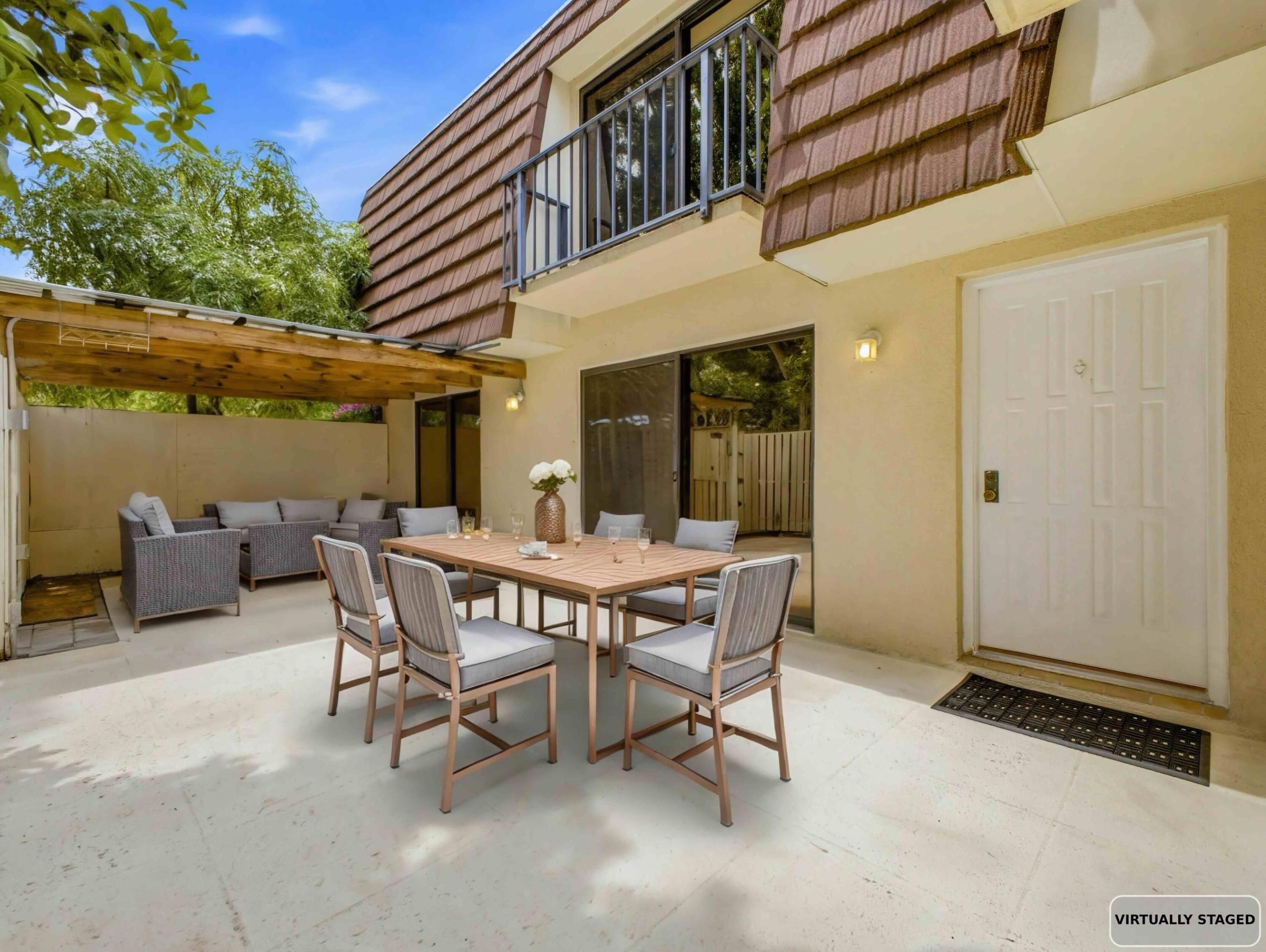 GARDEN LAKES AND GARDEN SQUARE SHOPS - Residential