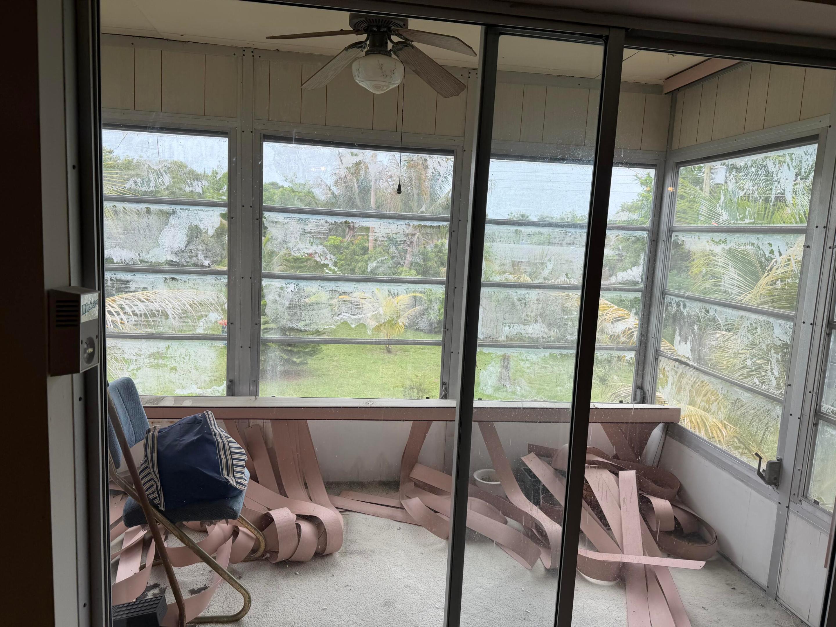 LAUDERDALE OAKS CONDO XIX - Residential