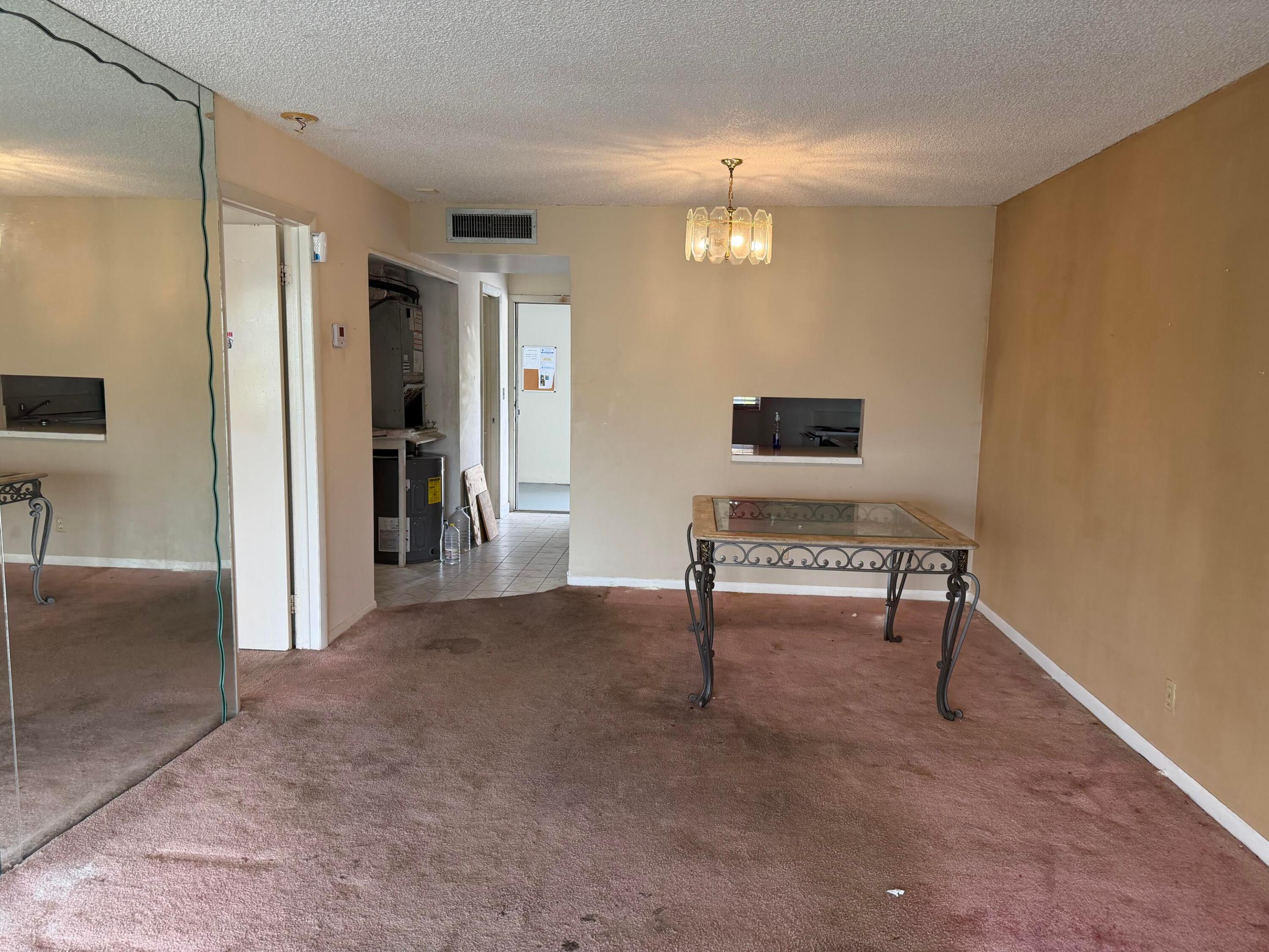 LAUDERDALE OAKS CONDO XIX - Residential