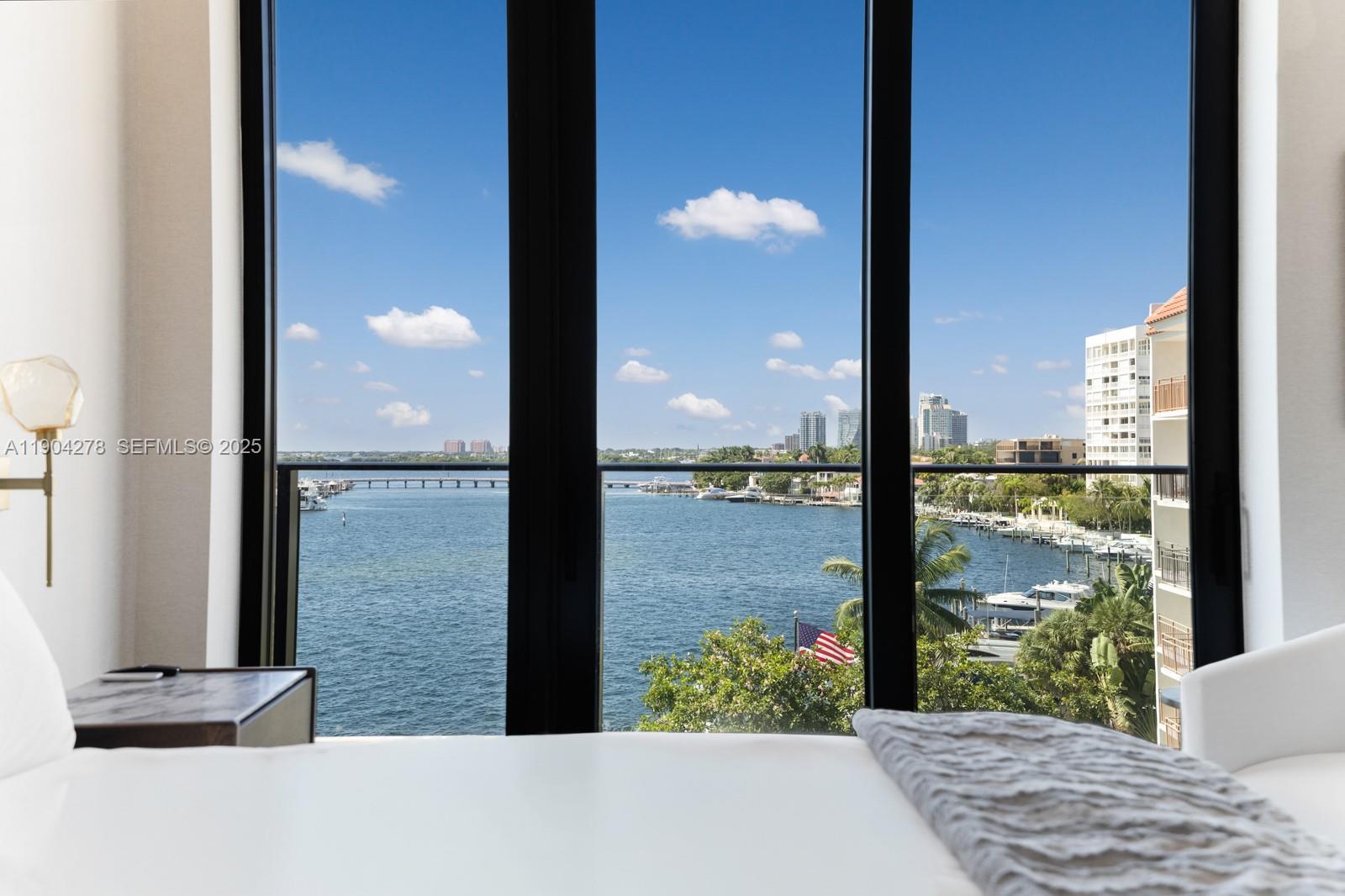 BRICKELLS FLAGLER - Residential