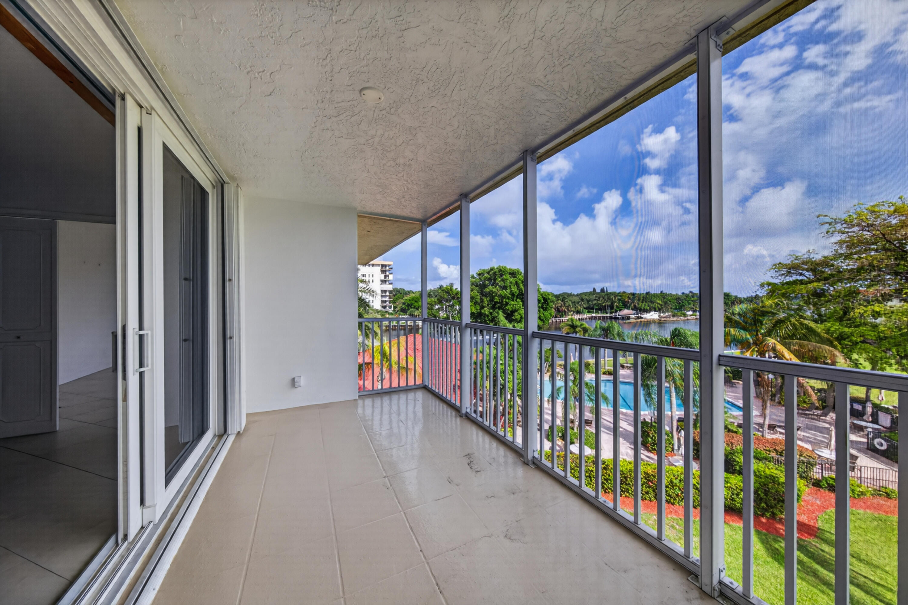 Palm Aire at Coral Key - Residential