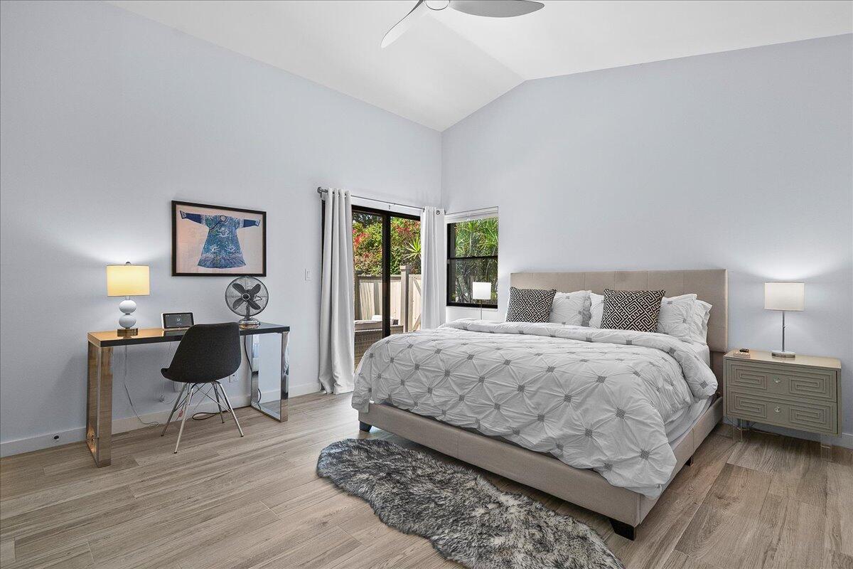 BEDFORD MEWS AT WELLINGTON - Residential