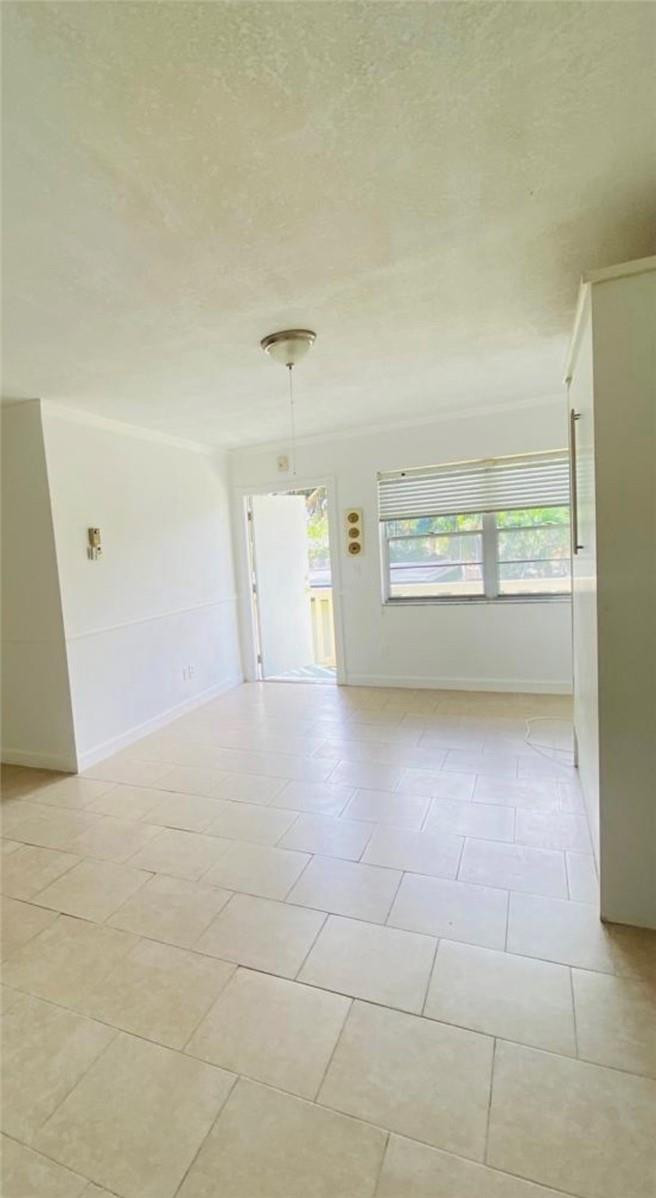 SEVENTEENTH GREEN CONDO - Residential